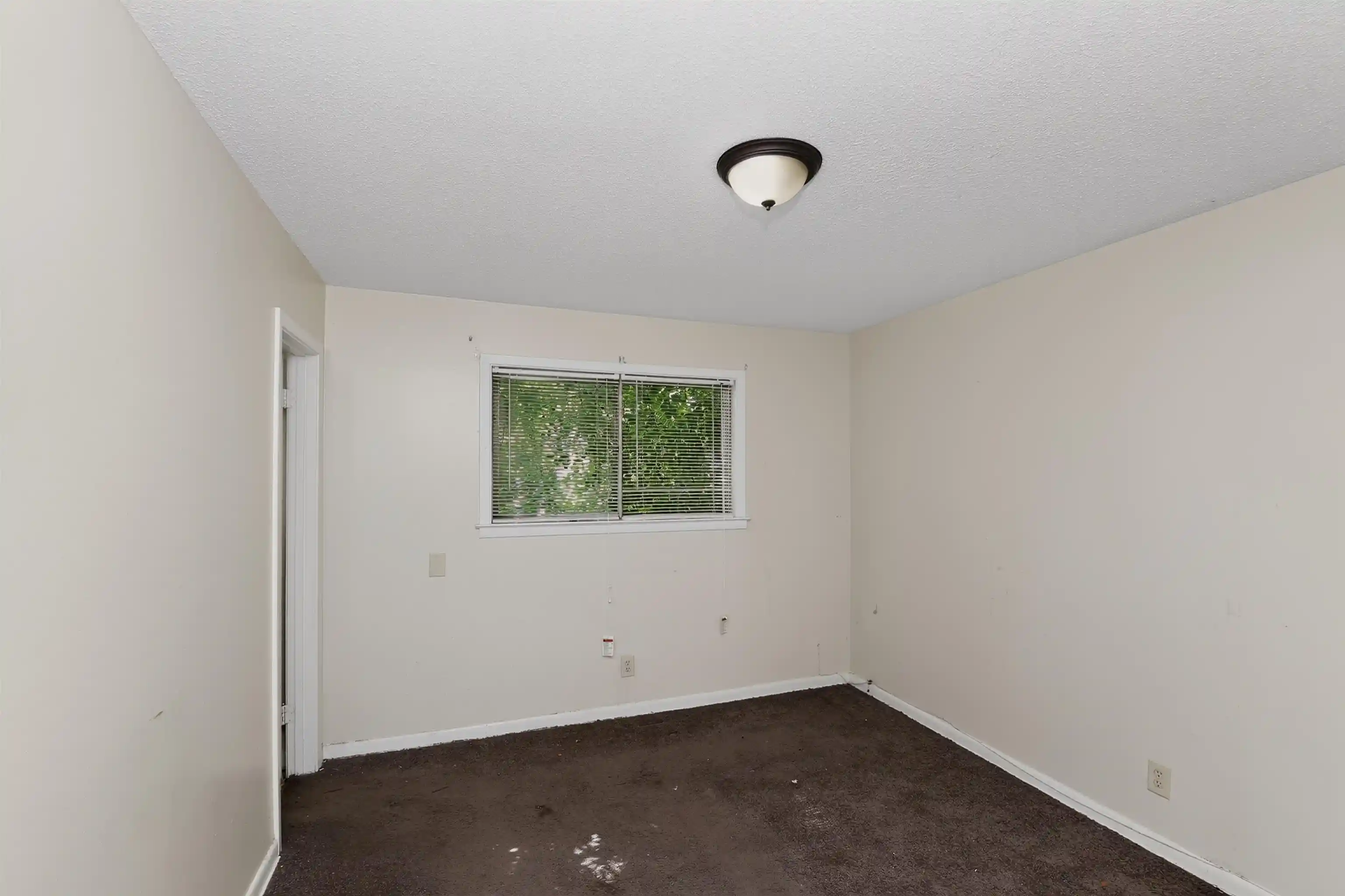 Photo 4 of Single family home for sale at 4146 Overton Xing Rd, Memphis, TN 38127 | MLS# 10226868 | Listing updated on 2026-10-26