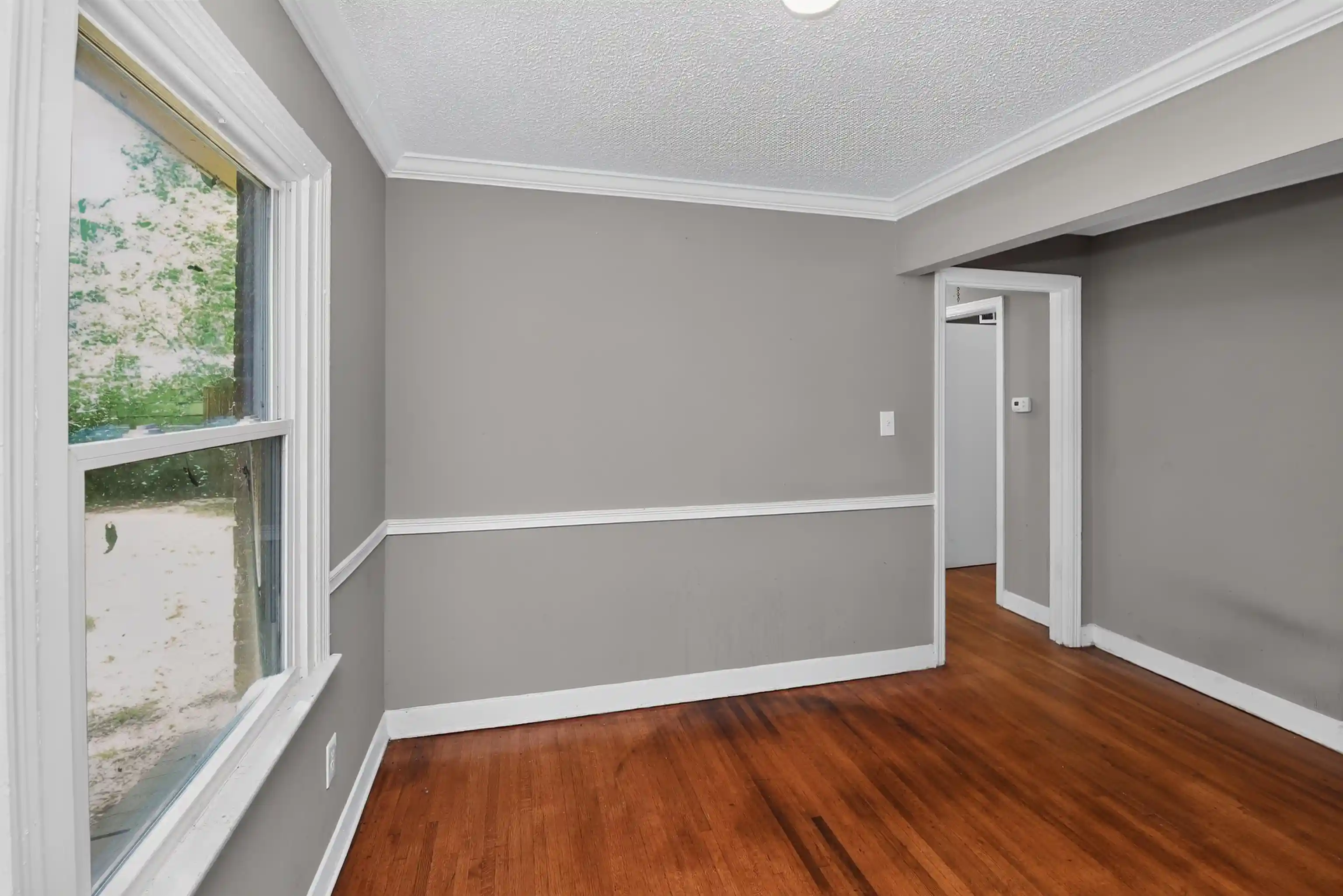 Photo 3 of Single family home for sale at 1548 S Perkins Rd, Memphis, TN 38117 | MLS# 10226869 | Listing updated on 2026-09-18