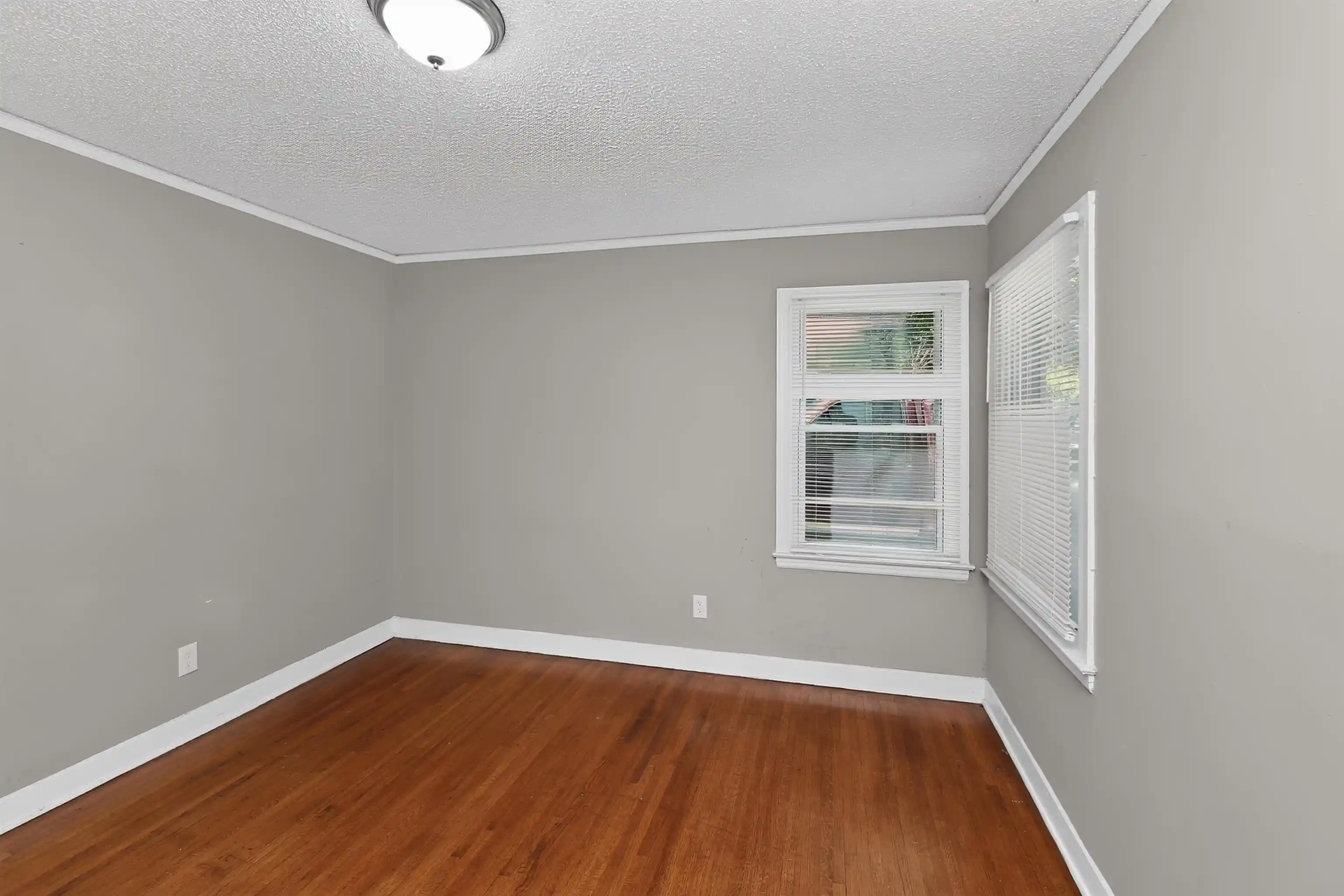 Photo 4 of Single family home for sale at 1548 S Perkins Rd, Memphis, TN 38117 | MLS# 10226869 | Listing updated on 2026-09-18