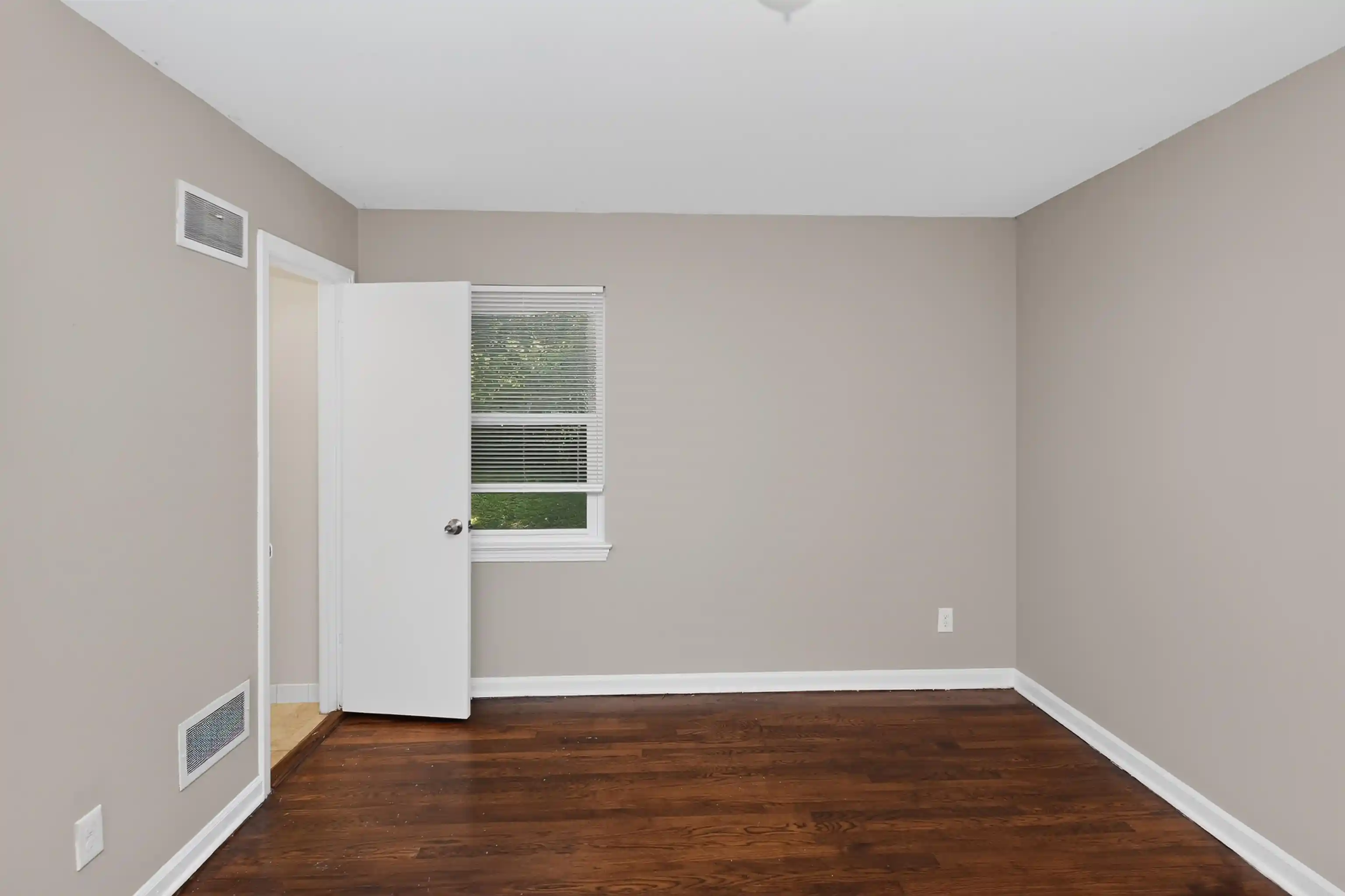 Photo 1 of Sale Pending at 4057 Argonne St, Memphis, TN 38127 | MLS# 10226876 | Listing updated on 2026-10-28
