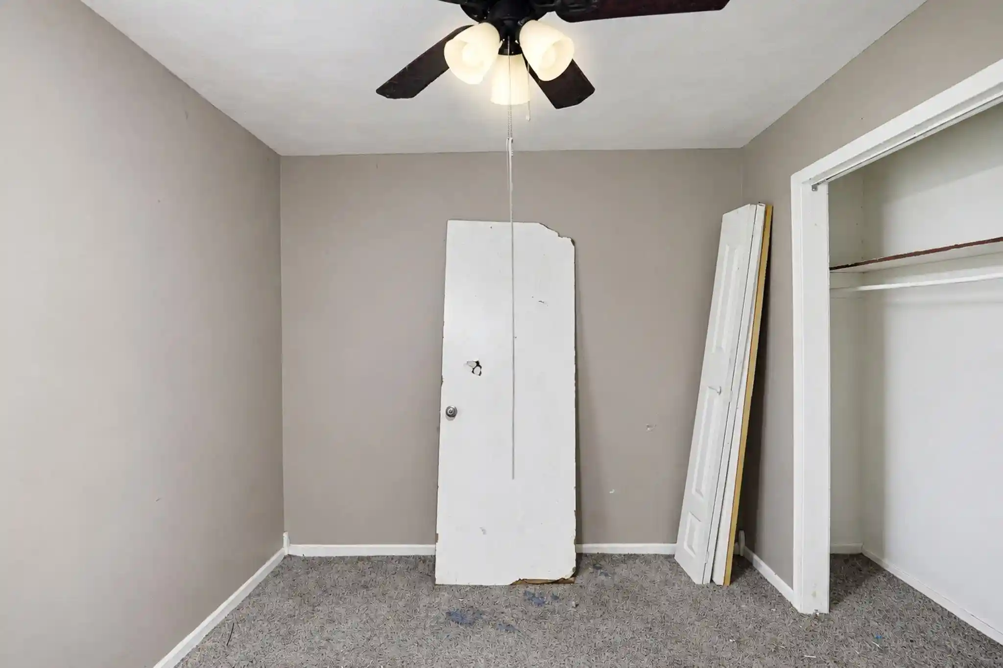 Photo 4 of Single family home for sale at 506 E Shelby Dr, Memphis, TN 38109 | MLS# 10226886 | Listing updated on 2026-10-01