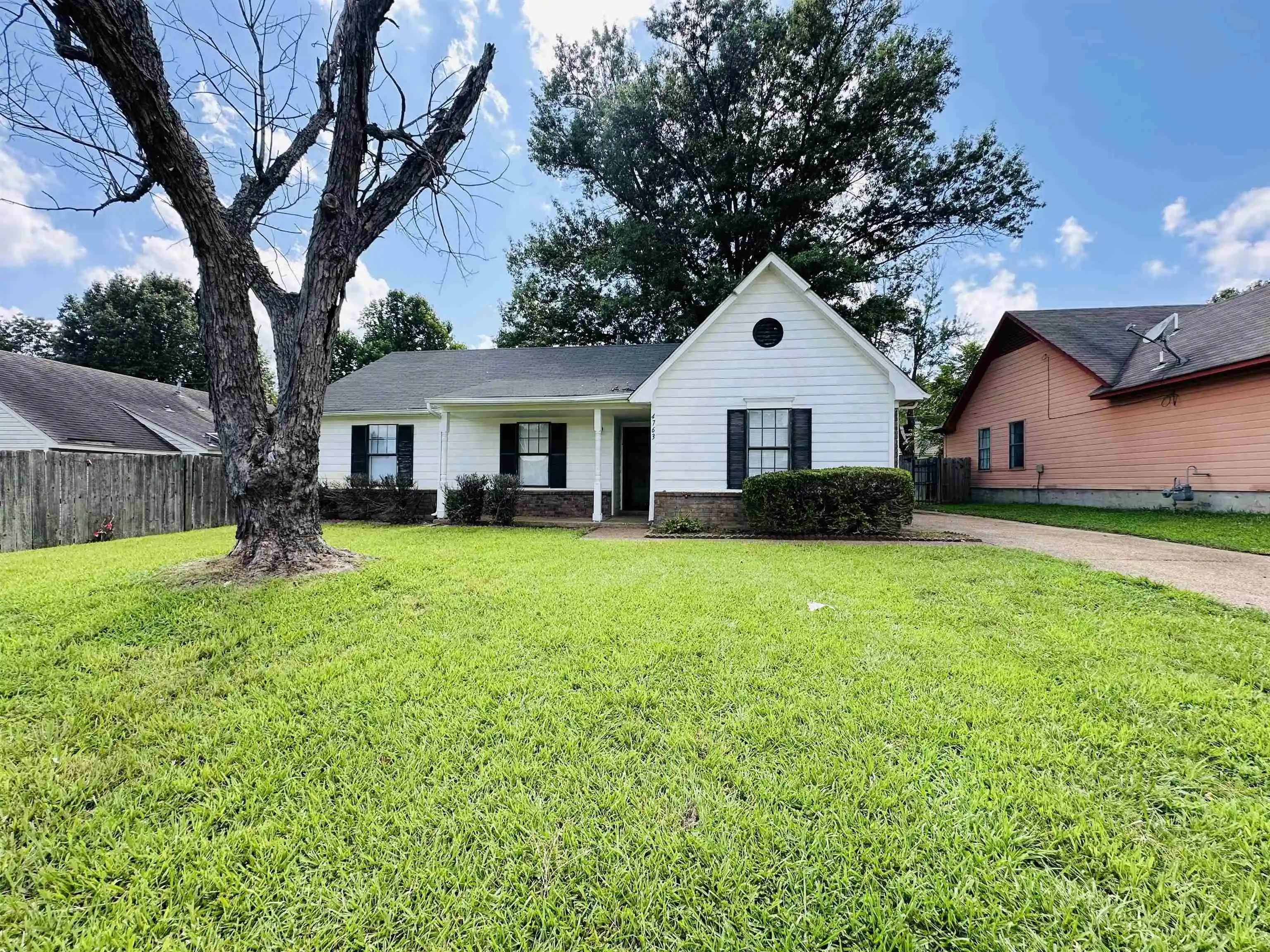 Photo 1 of Sale Pending at 4763 Mallard Ridge Dr, Memphis, TN 38141 | MLS# 10226901 | Listing updated on 2026-07-28