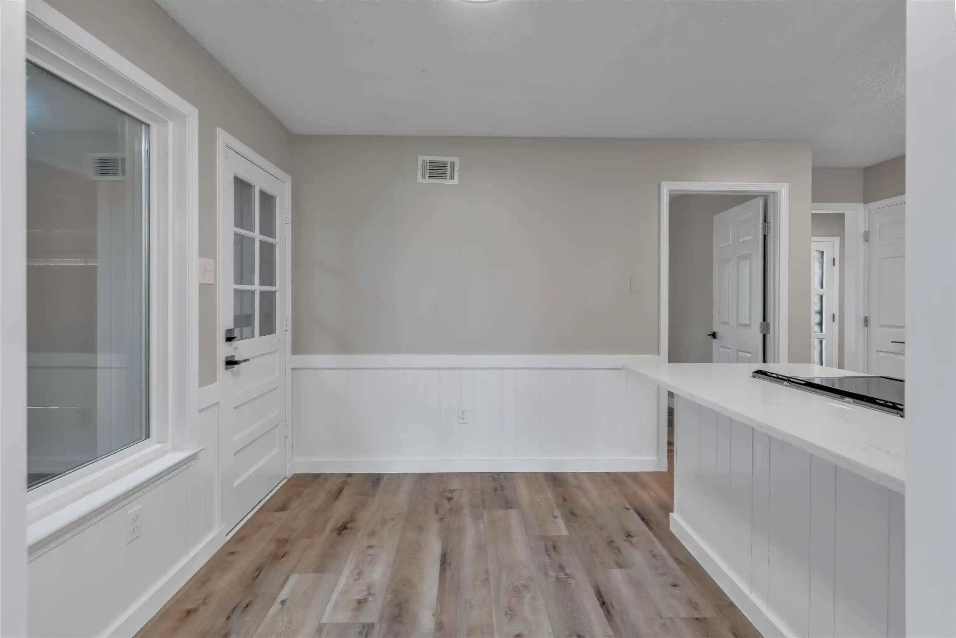 Photo 3 of Sale Pending at 3219 Wythe Dr, Memphis, TN 38134 | MLS# 10226905 | Listing updated on 2026-08-18
