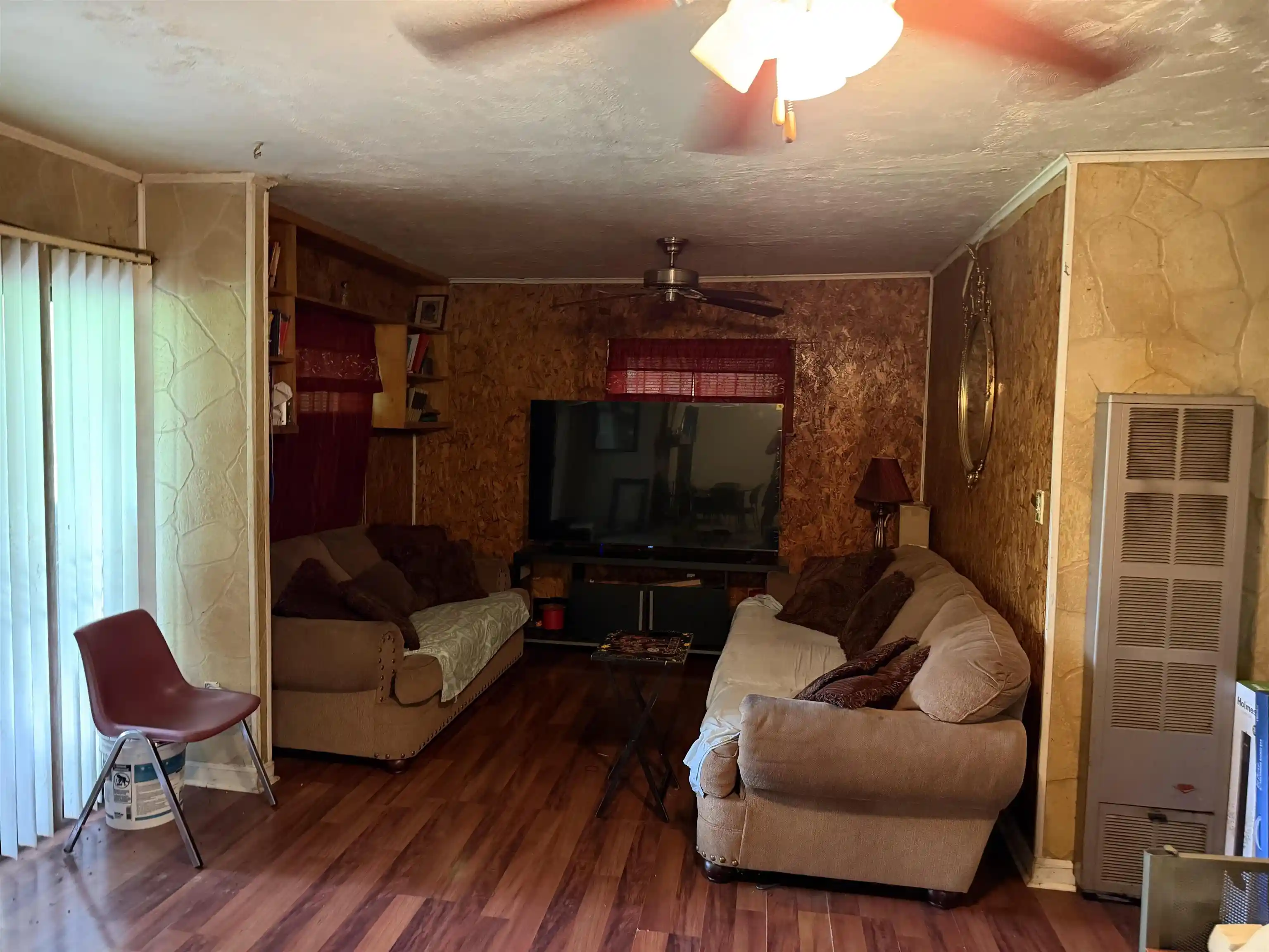 Photo 2 of Single family home for sale at 3158 Ford Rd, Memphis, TN 38109 | MLS# 10226917 | Listing updated on 2026-08-14