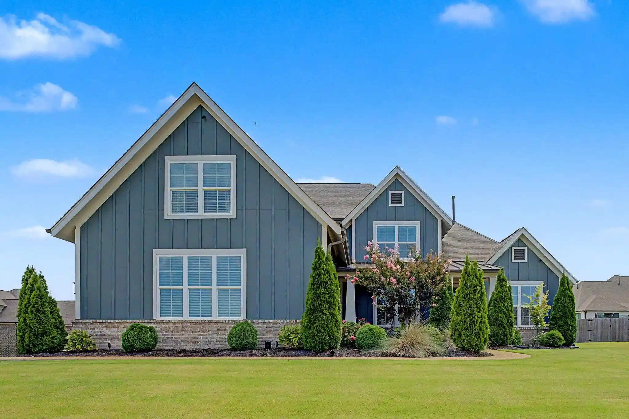 Photo 1 of Sale Pending at 6425 Sallows Cv, Memphis, TN 38135 | MLS# 10226919 | Listing updated on 2026-09-04