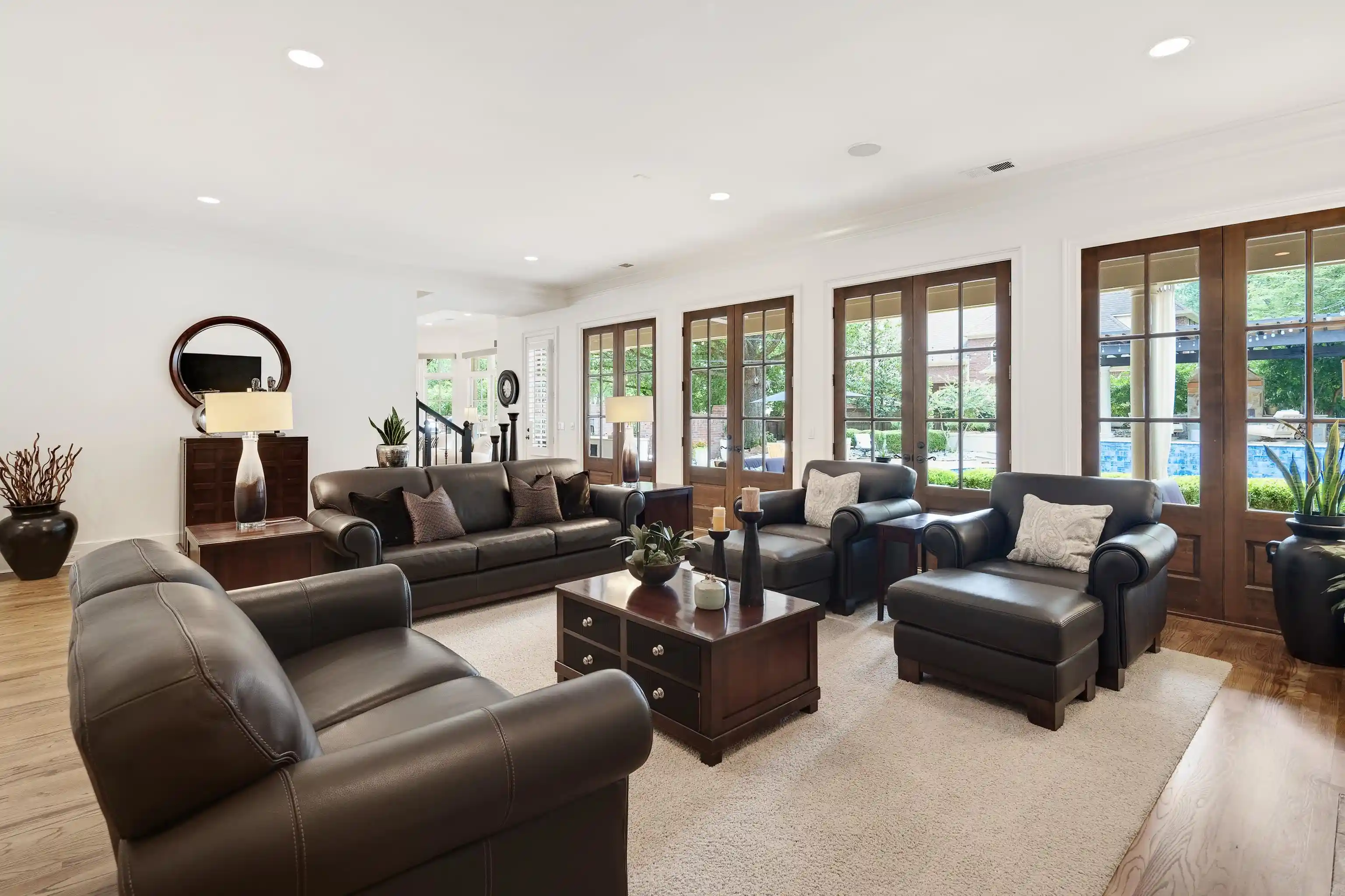 Photo 2 of Mansion for sale at 2340 Duntreath Rd, Germantown, TN 38139 | MLS# 10226924 | Listing updated on 2026-09-09