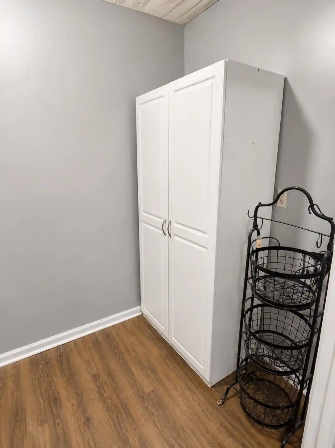 Photo 2 of Sale Pending at 2003 Hampton Hl Dr, Memphis, TN 38134 | MLS# 10226934 | Listing updated on 2026-08-27