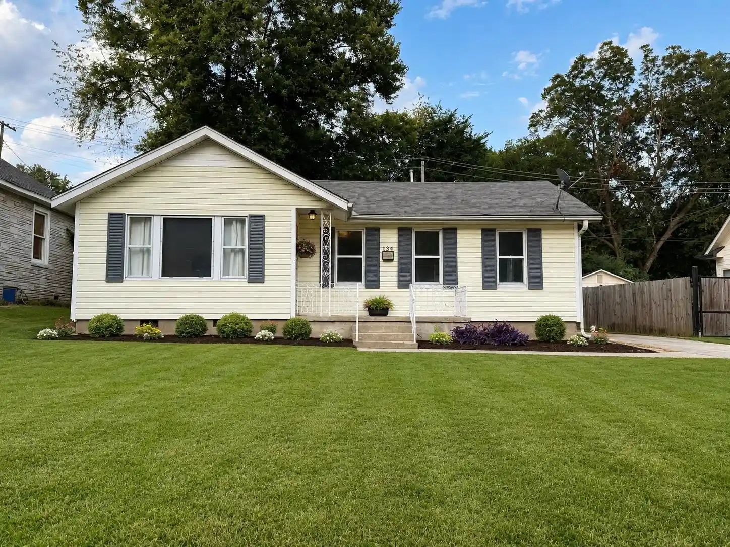 Photo 1 of Single family home for sale at 134 S Greer St, Memphis, TN 38111 | MLS# 10226939 | Listing updated on 2026-10-07