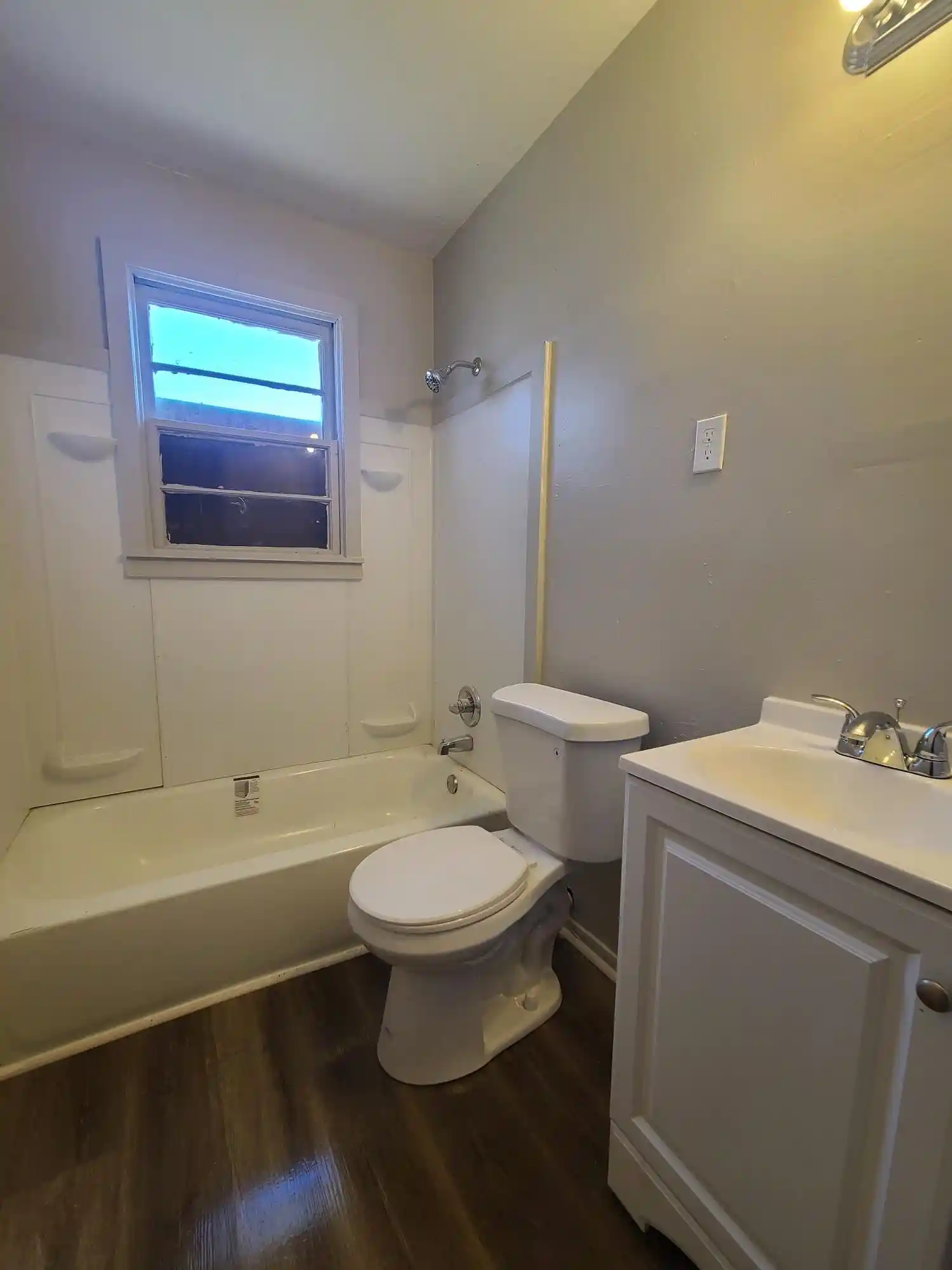 Photo 3 of Multi family home for sale at 734 Lane Ave, Memphis, TN 38105 | MLS# 10226944 | Listing updated on 2026-07-25
