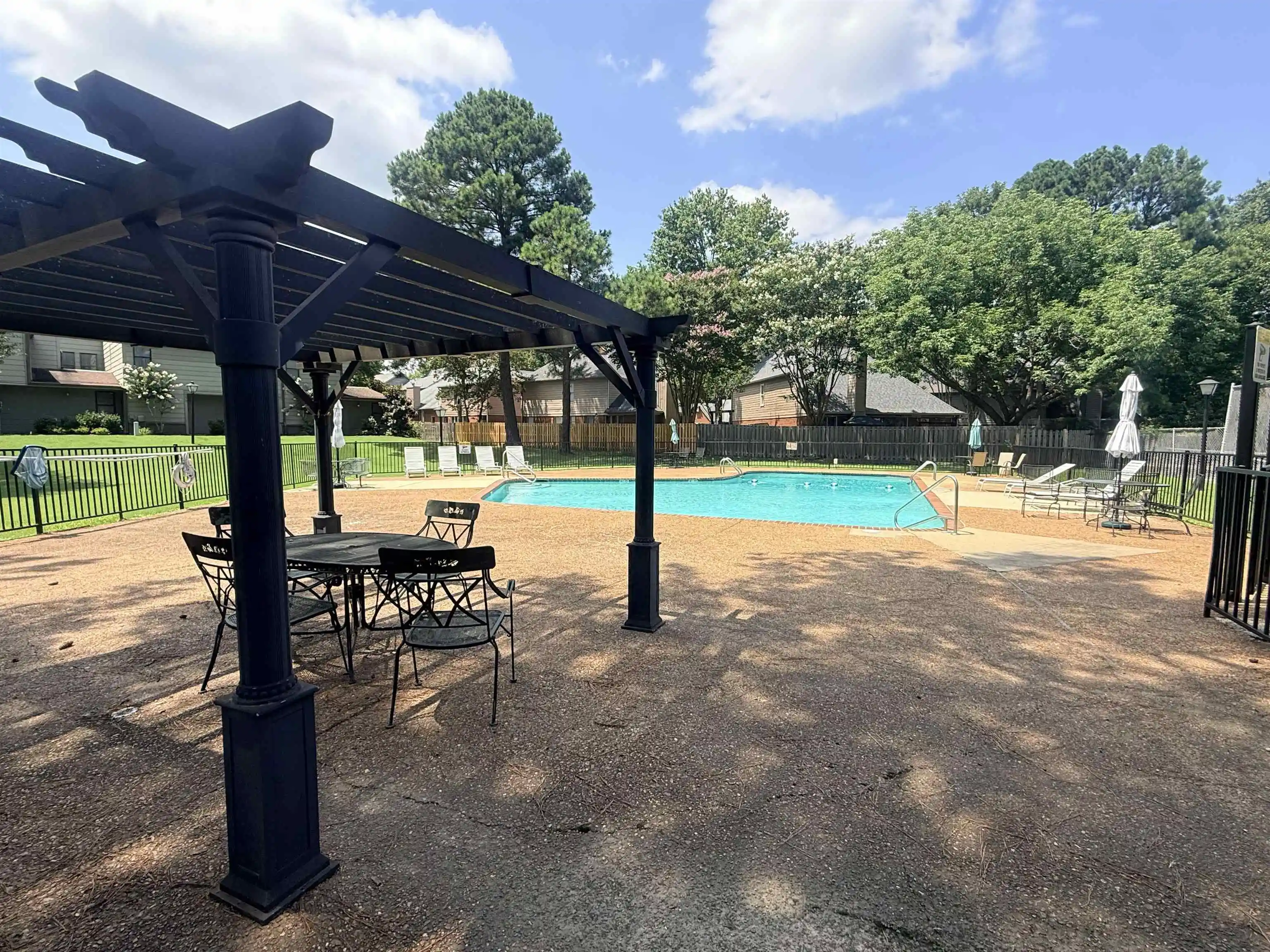 3rd image of 8473 Rothchild Rd, Germantown, TN 38139