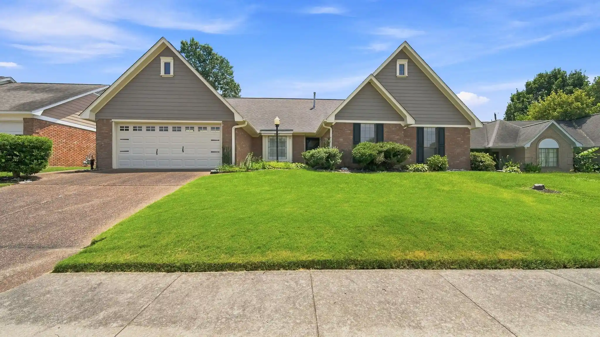Photo 1 of Single family home for sale at 8237 Crimson Crk Dr, Cordova, TN 38016 | MLS# 10226991 | Listing updated on 2026-10-13