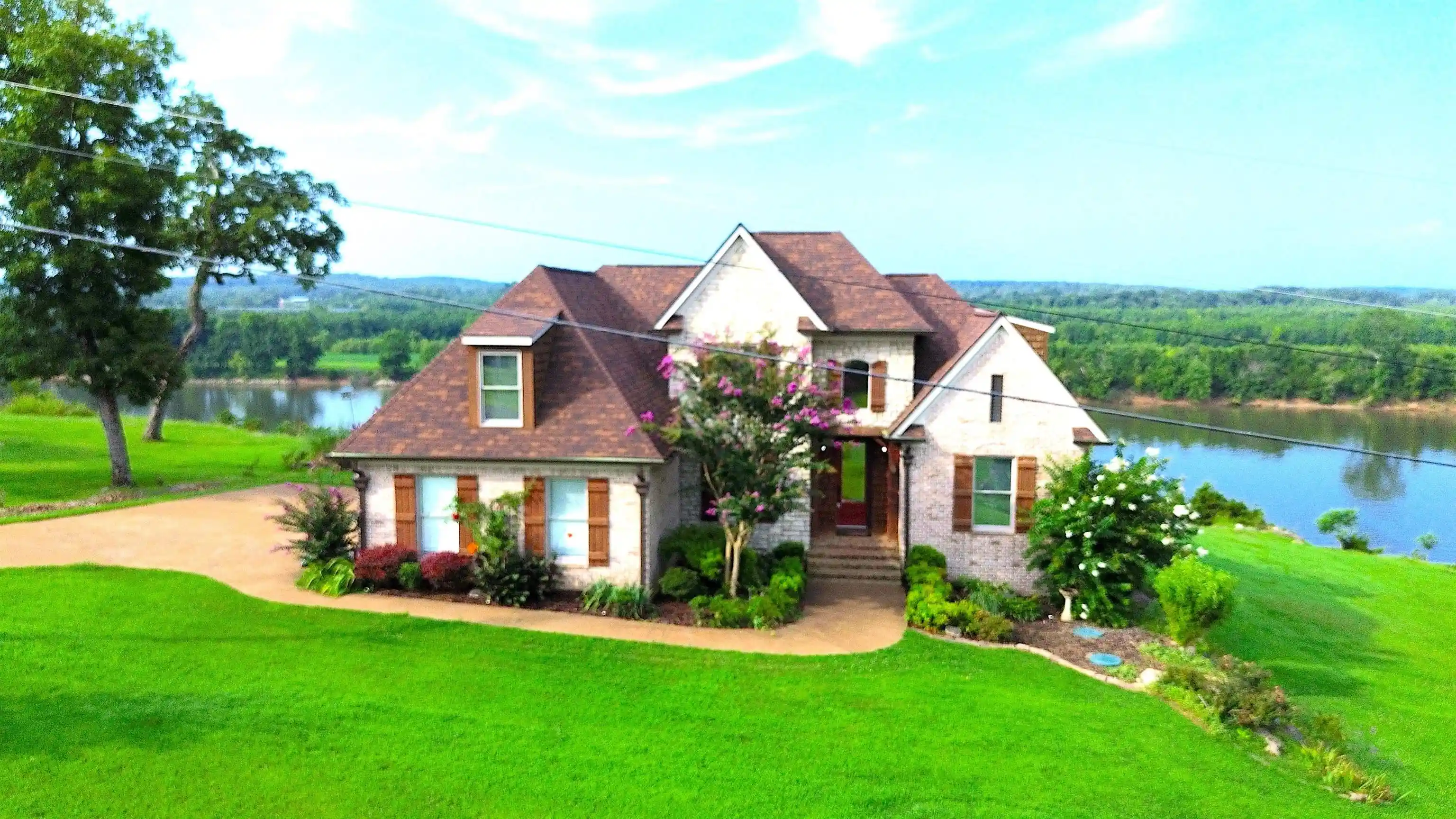 Photo 1 of Single family home for sale at 30 Riverbend Cv, Bath Springs, TN 38311 | MLS# 10227006 | Listing updated on 2026-07-30
