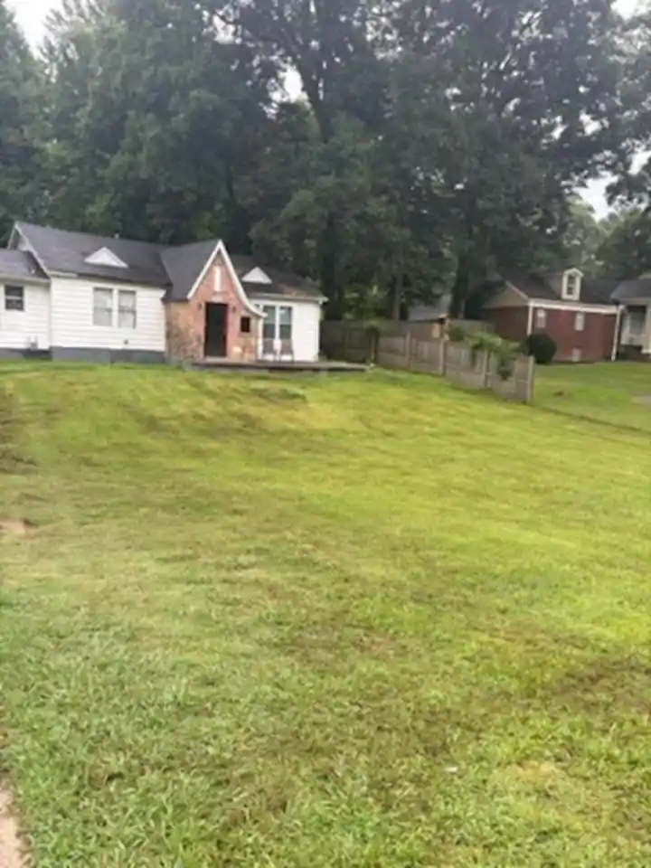 Photo 1 of Single family home for sale at 2886 Overton Xing St, Memphis, TN 38127 | MLS# 10227018 | Listing updated on 2026-10-26