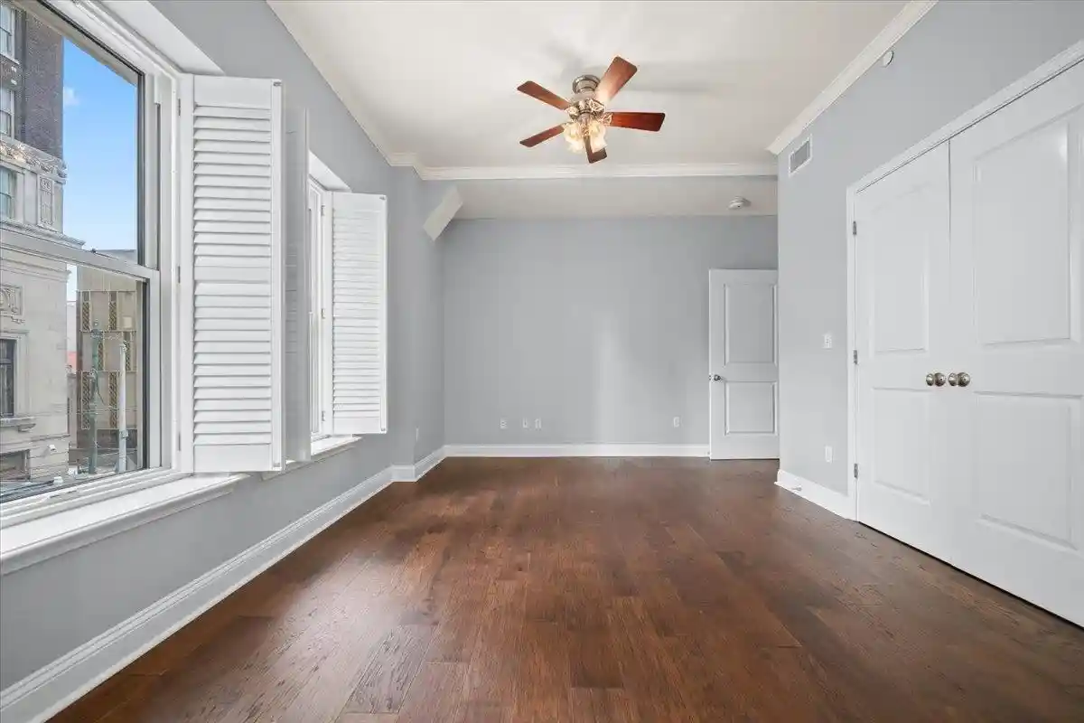 Listing Photo 2 - Condo for sale in building located at 127 Madison Ave, Memphis, TN 38103 - Unit #201
