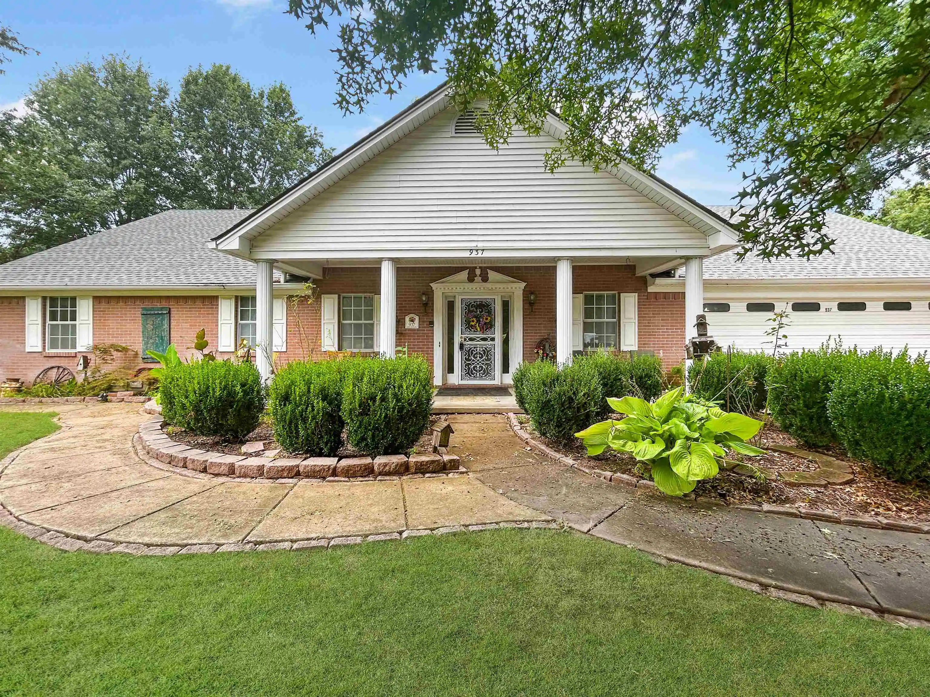 1st image of 937 Kelleys Chapel Rd, Burlison, TN 38015 | MLS# 10227039