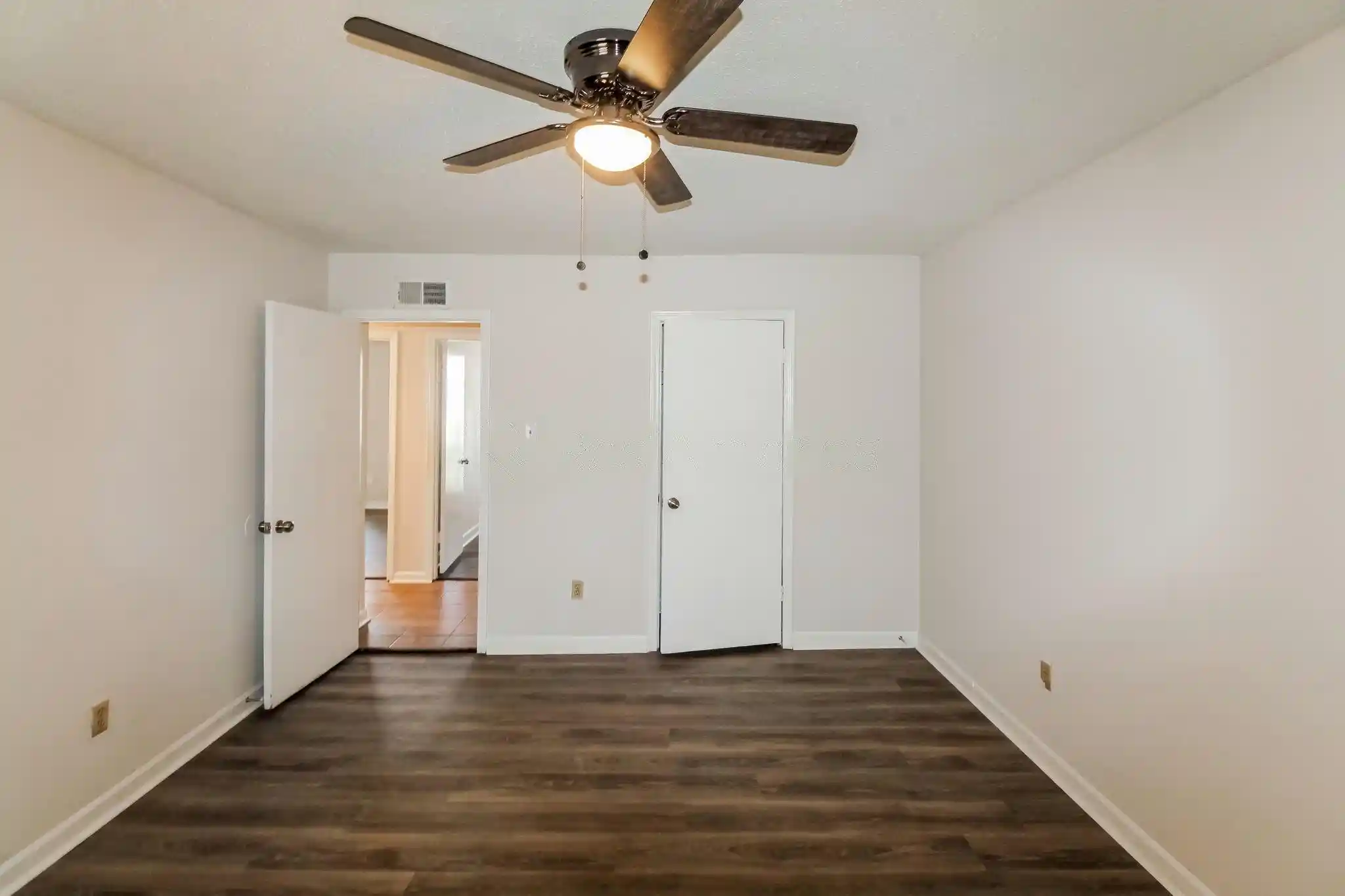 Photo 4 of Sale Pending at 4991 Penwood Cv, Memphis, TN 38118 | MLS# 10227040 | Listing updated on 2026-08-19