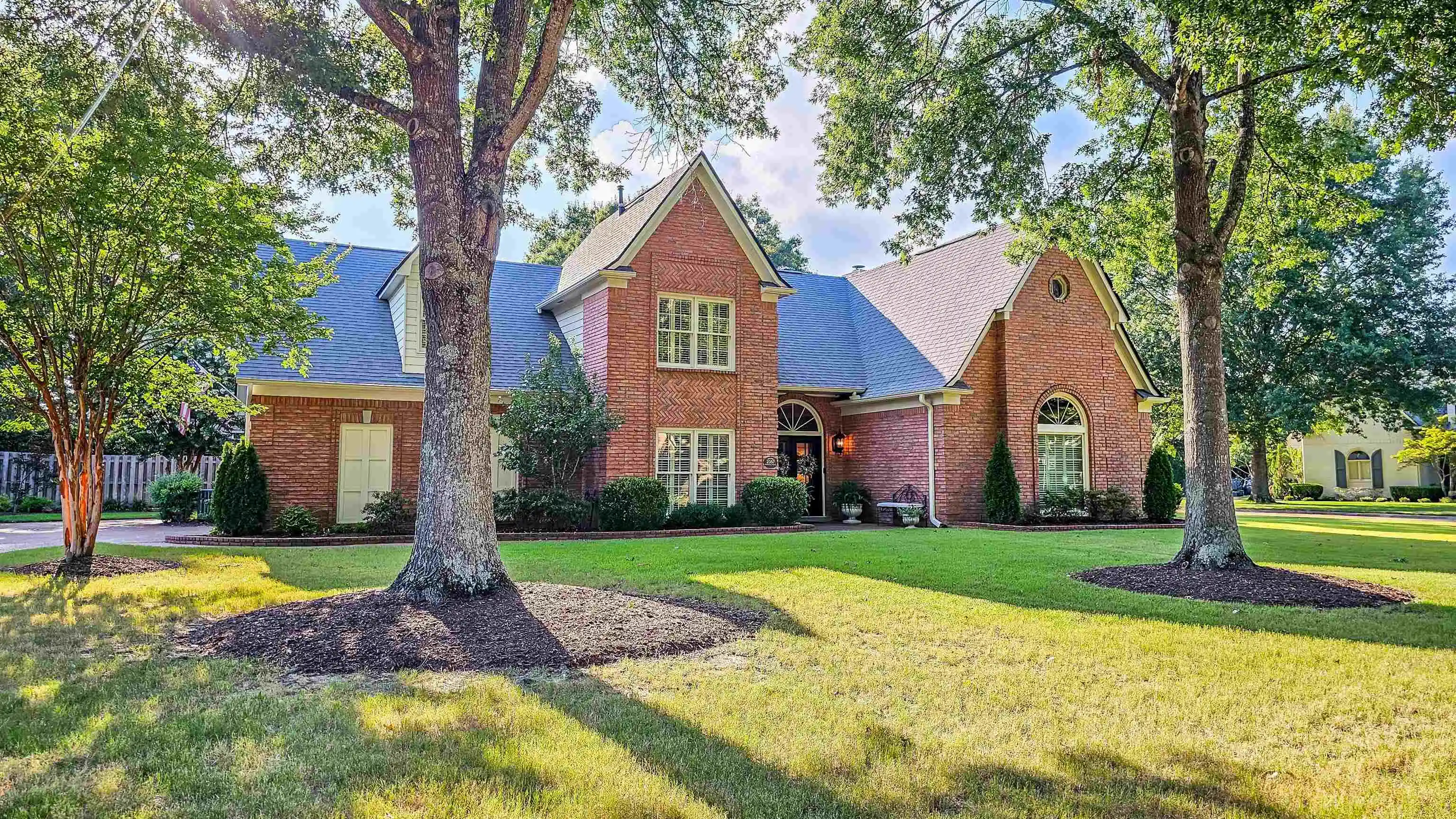 Photo 1 of Sale Pending at 2357 E Shrewsbury Run, Collierville, TN 38017 | MLS# 10227043 | Listing updated on 2026-07-30