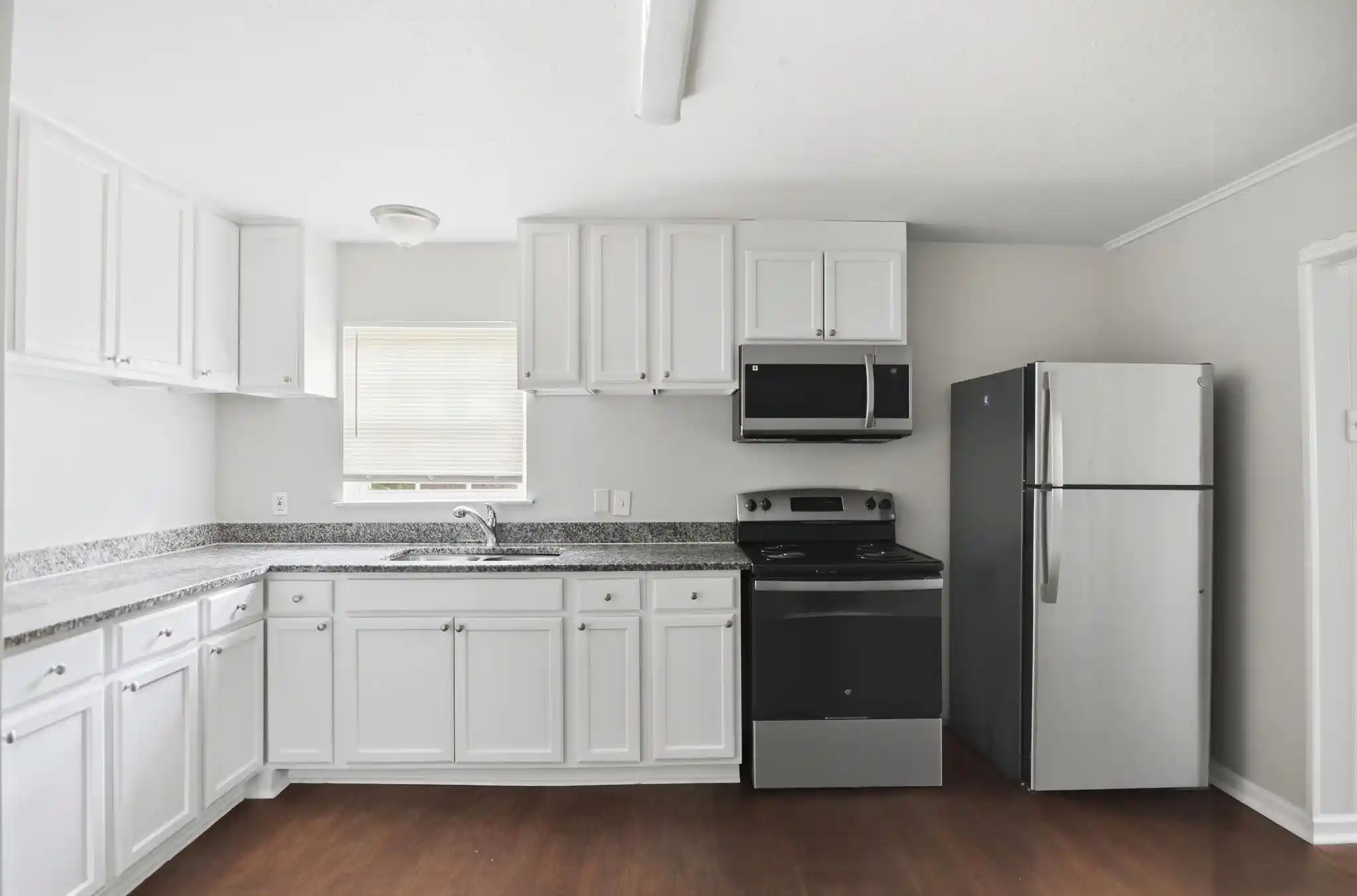 Photo 3 of Sale Pending at 3764 Voltaire Ave, Memphis, TN 38128 | MLS# 10227060 | Listing updated on 2026-09-11