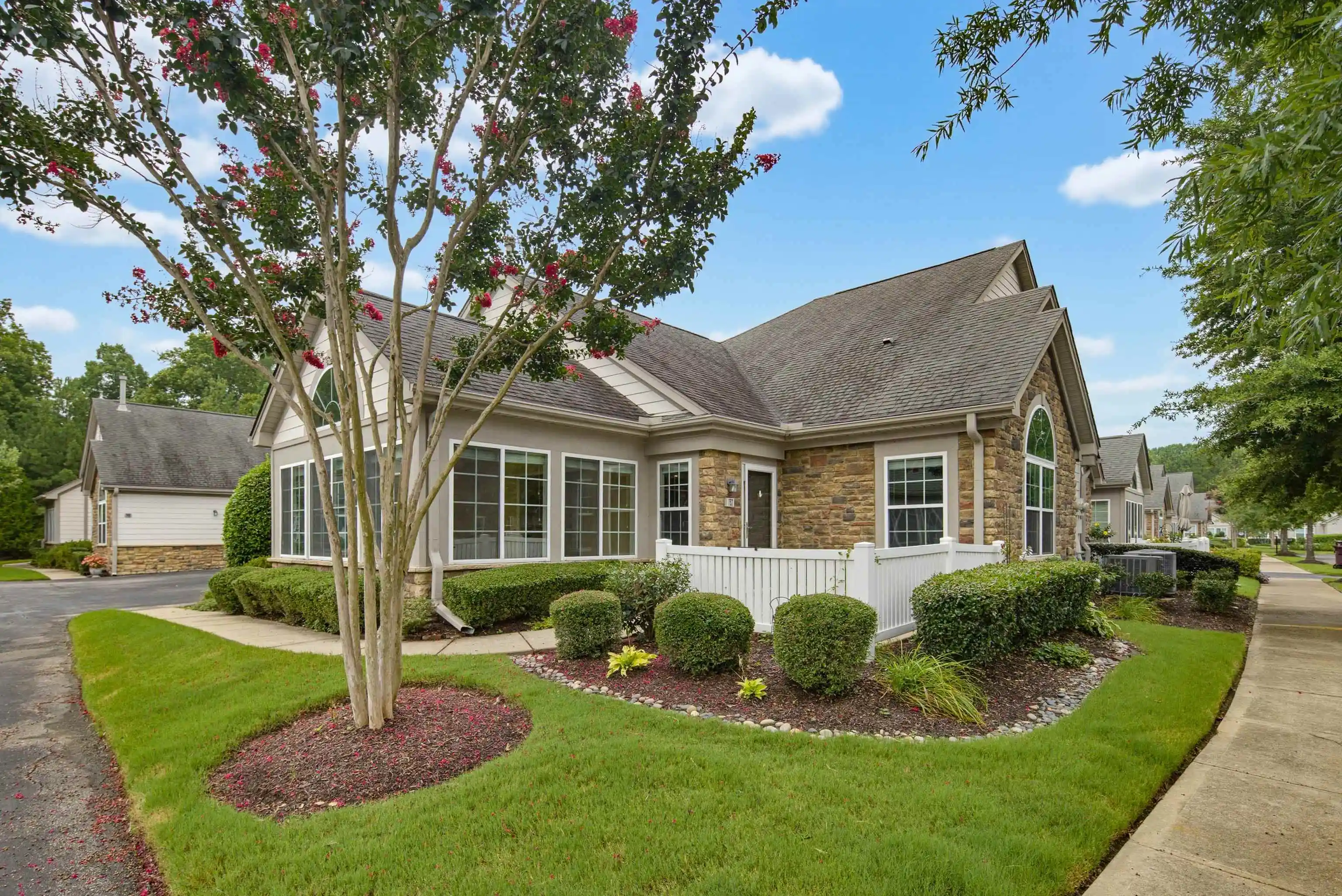 Condo for sale at 753 Stonevillage Cv #19, Collierville, TN 38017 | MLS# 10227072