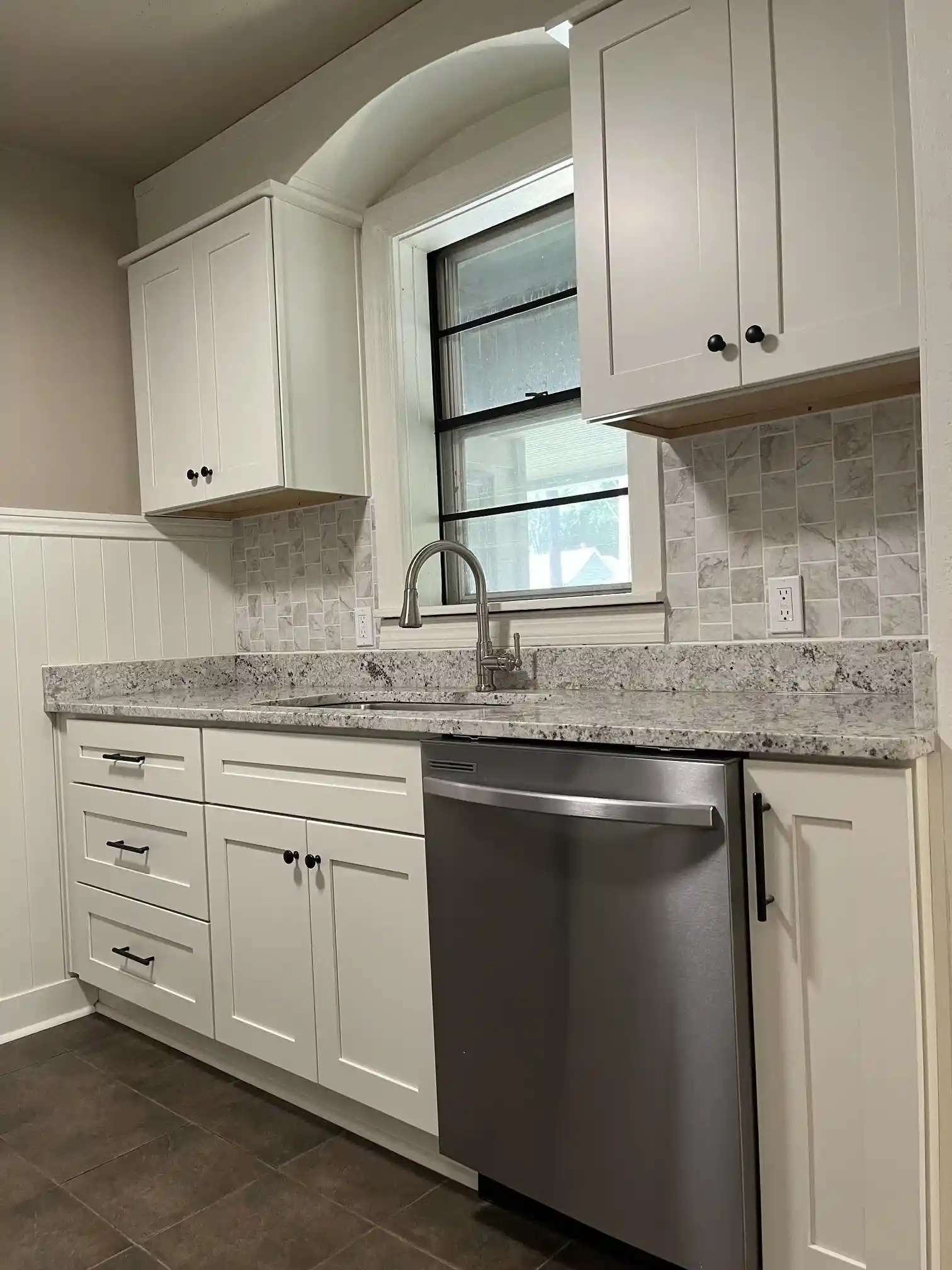 Photo 4 of Sale Pending at 3431 Carnes Ave, Memphis, TN 38111 | MLS# 10227075 | Listing updated on 2026-09-21