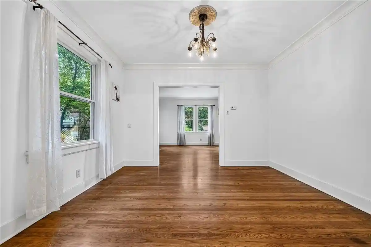 Photo 2 of Single family home for sale at 1947 Peabody Ave, Memphis, TN 38104 | MLS# 10227109 | Listing updated on 2026-08-10