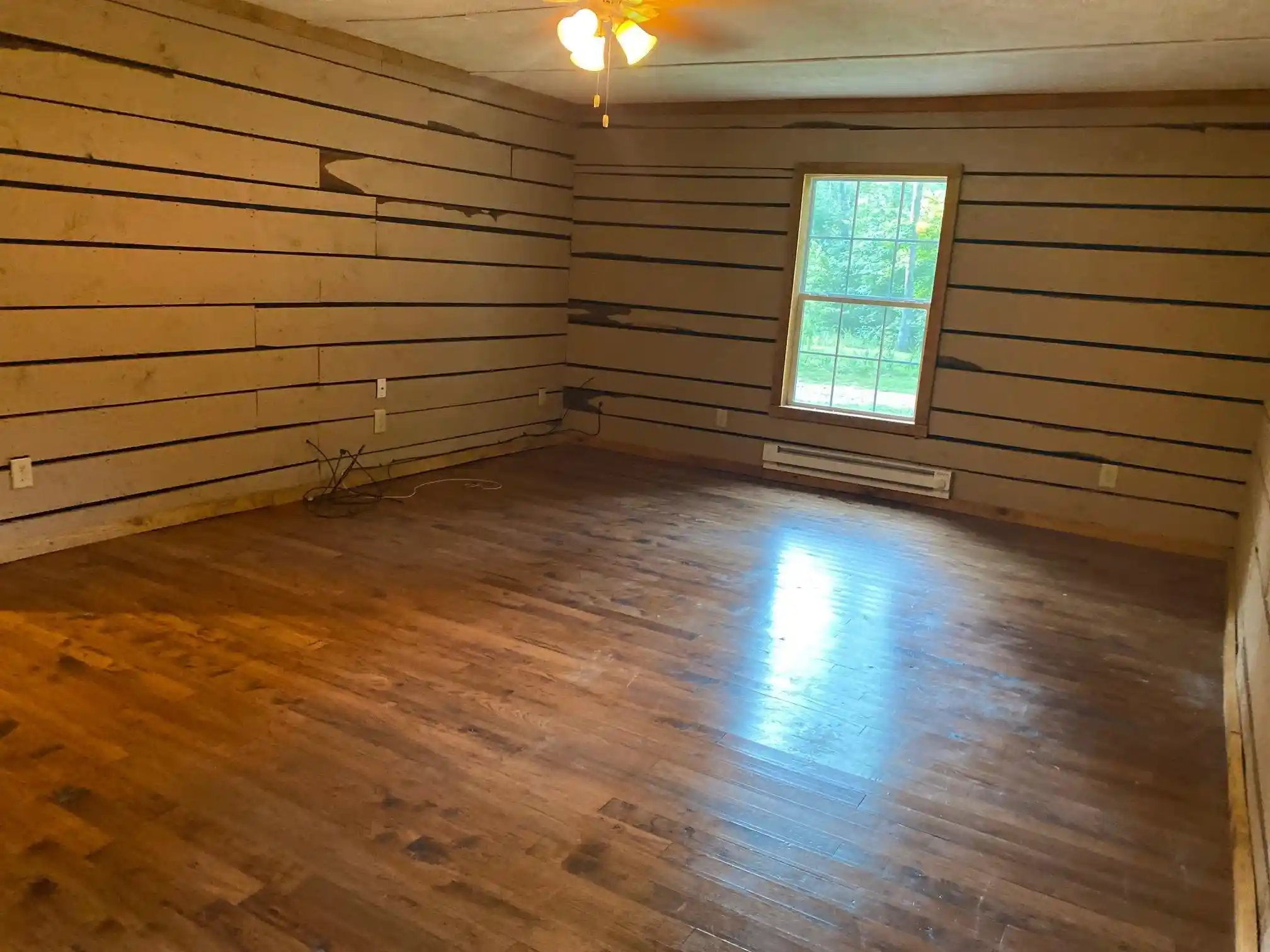 2nd image of 210 Moon Wy, Savannah, TN 38372 | MLS# 10227122