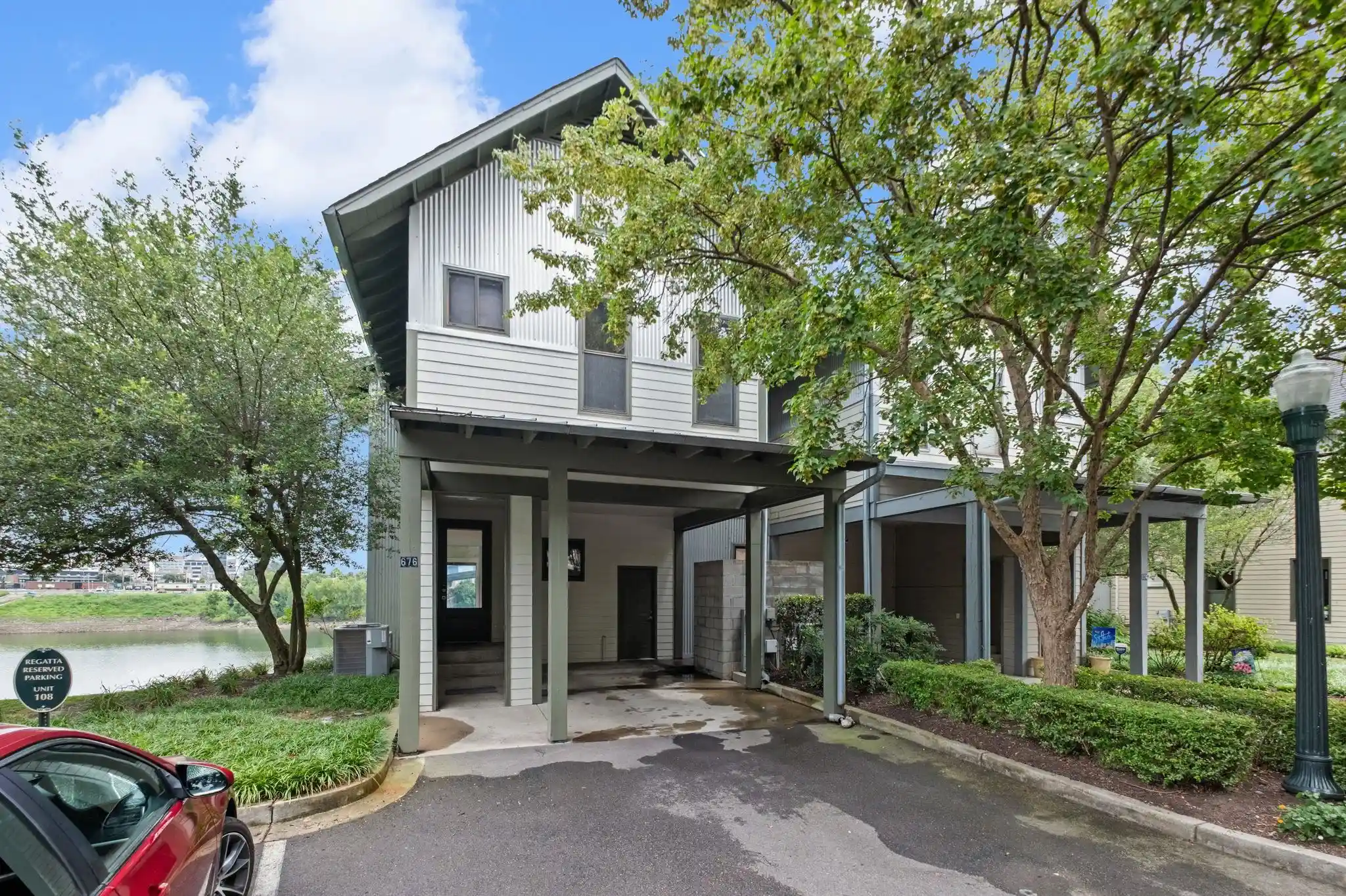 Photo 1 of Sale Pending at 676 Marina Cottage Dr, Memphis, TN 38103 | MLS# 10227137 | Listing updated on 2026-09-02