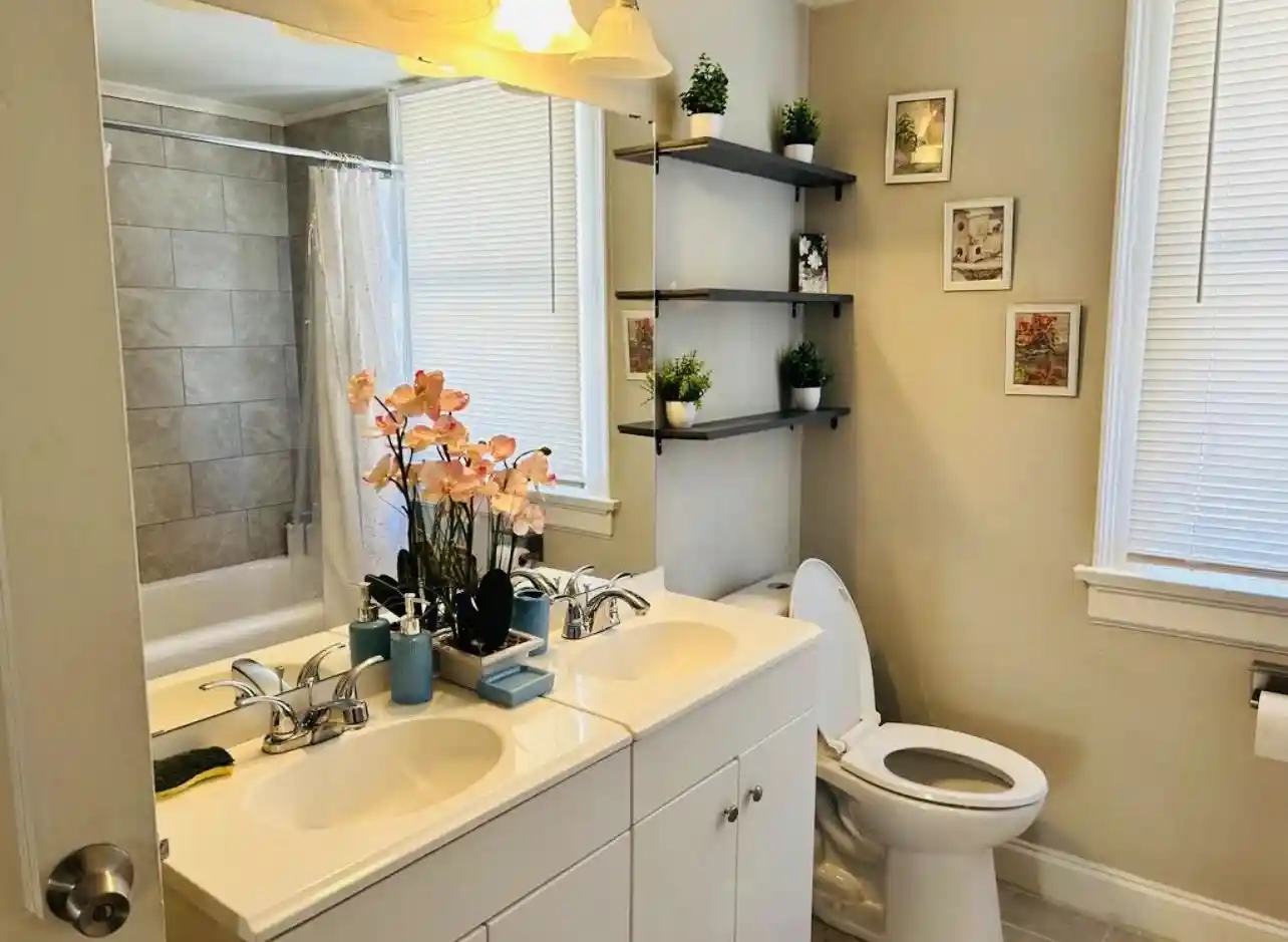 Photo 4 of Single family home for sale at 1852 Tutwiler Ave, Memphis, TN 38107 | MLS# 10227145 | Listing updated on 2026-09-03