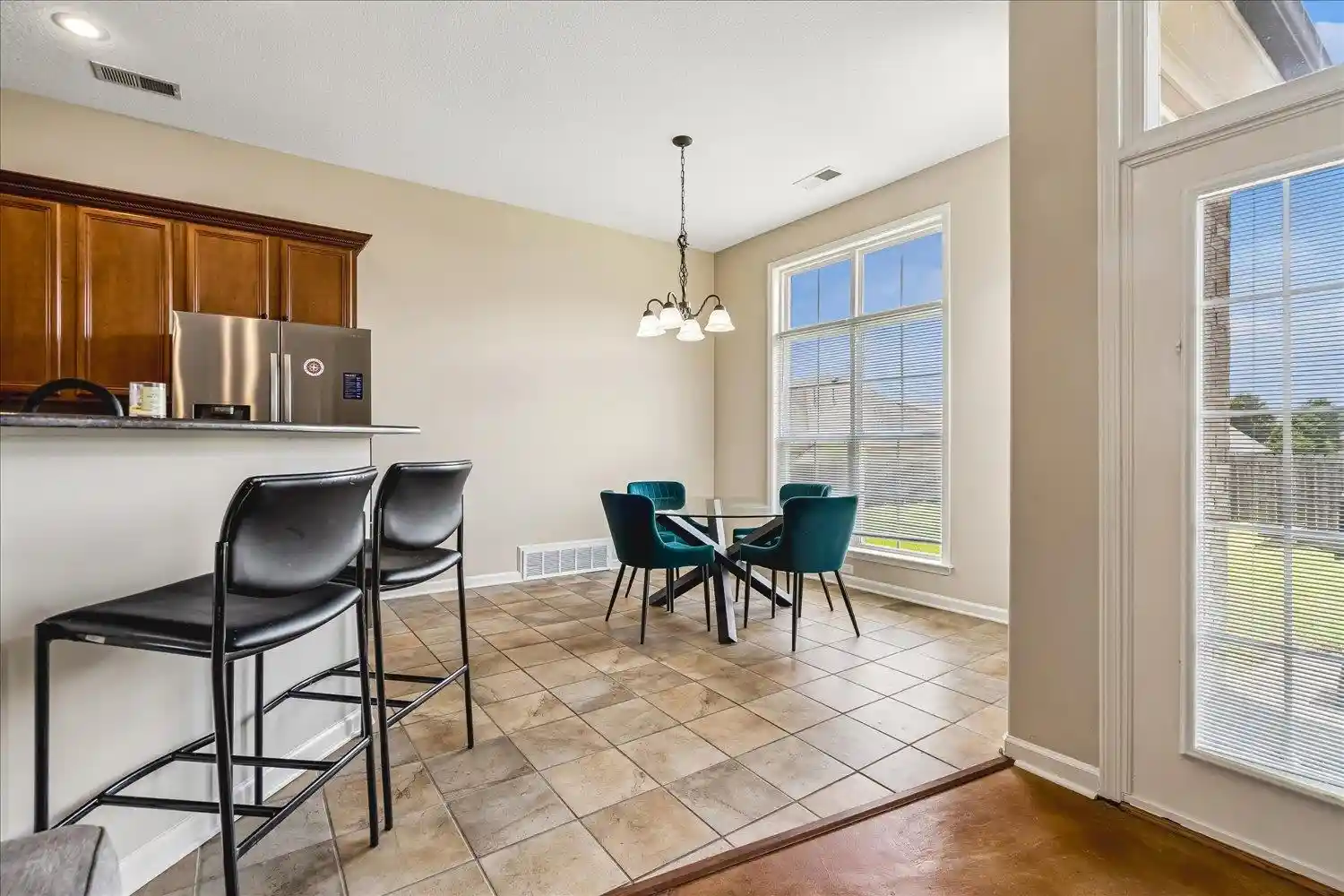 Photo 3 of Single family home for sale at 40 Burton Pl Dr, Oakland, TN 38060 | MLS# 10227155 | Listing updated on 2026-09-05