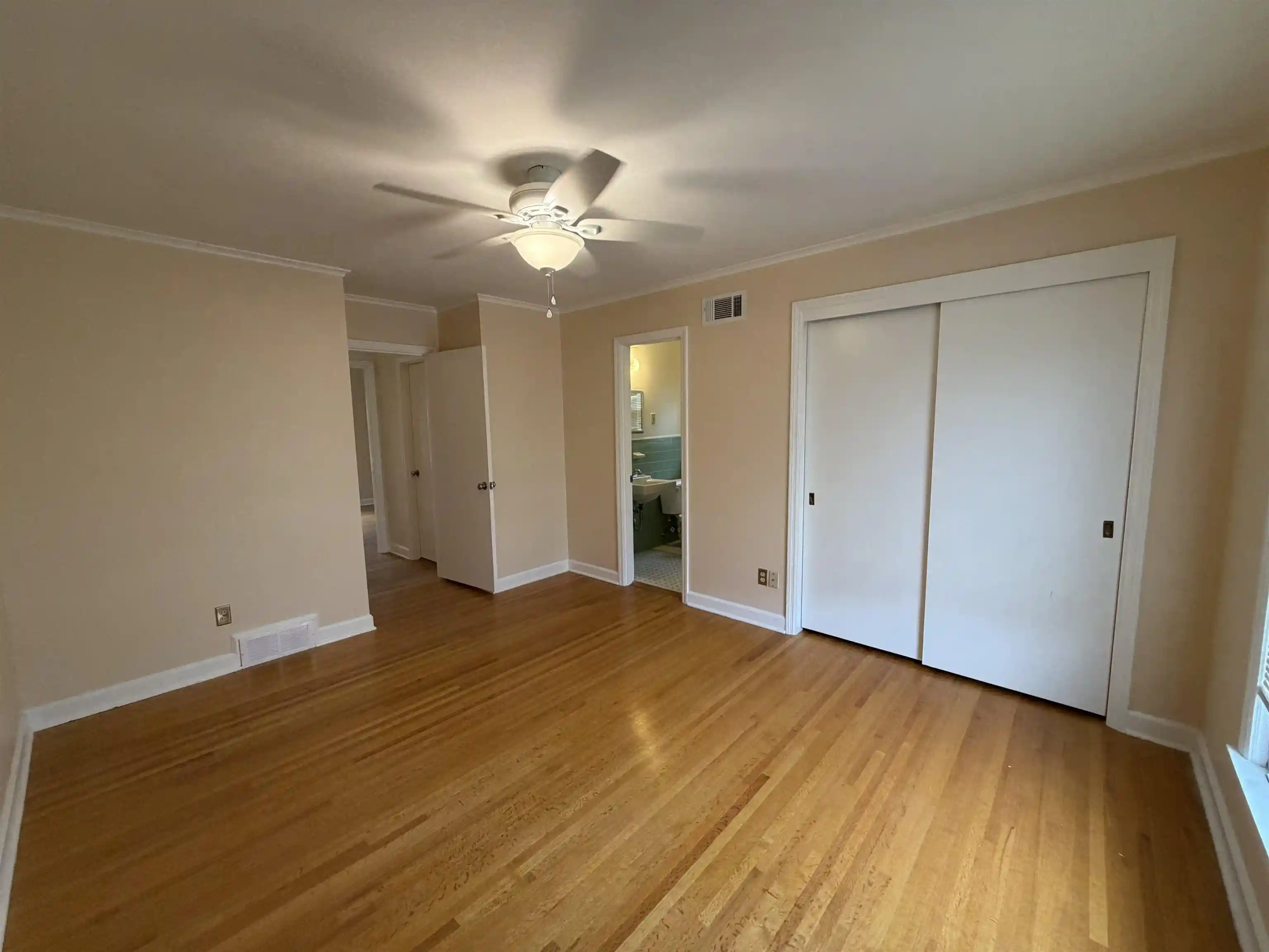4th image of 5327 Quince Rd, Memphis, TN 38119 | MLS# 10227168