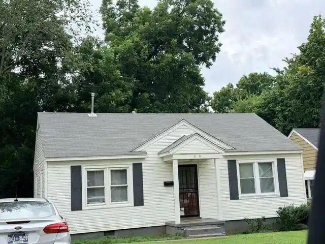 Photo 4 of Single family home for sale at 39 E Frank Ave, Memphis, TN 38109 | MLS# 10227173 | Listing updated on 2026-07-29