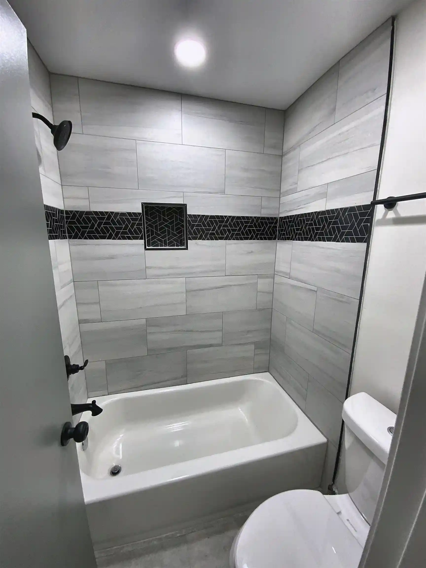 Photo 3 of Single family home for sale at 6744 Bainbridge Dr, Memphis, TN 38119 | MLS# 10227179 | Listing updated on 2026-08-22