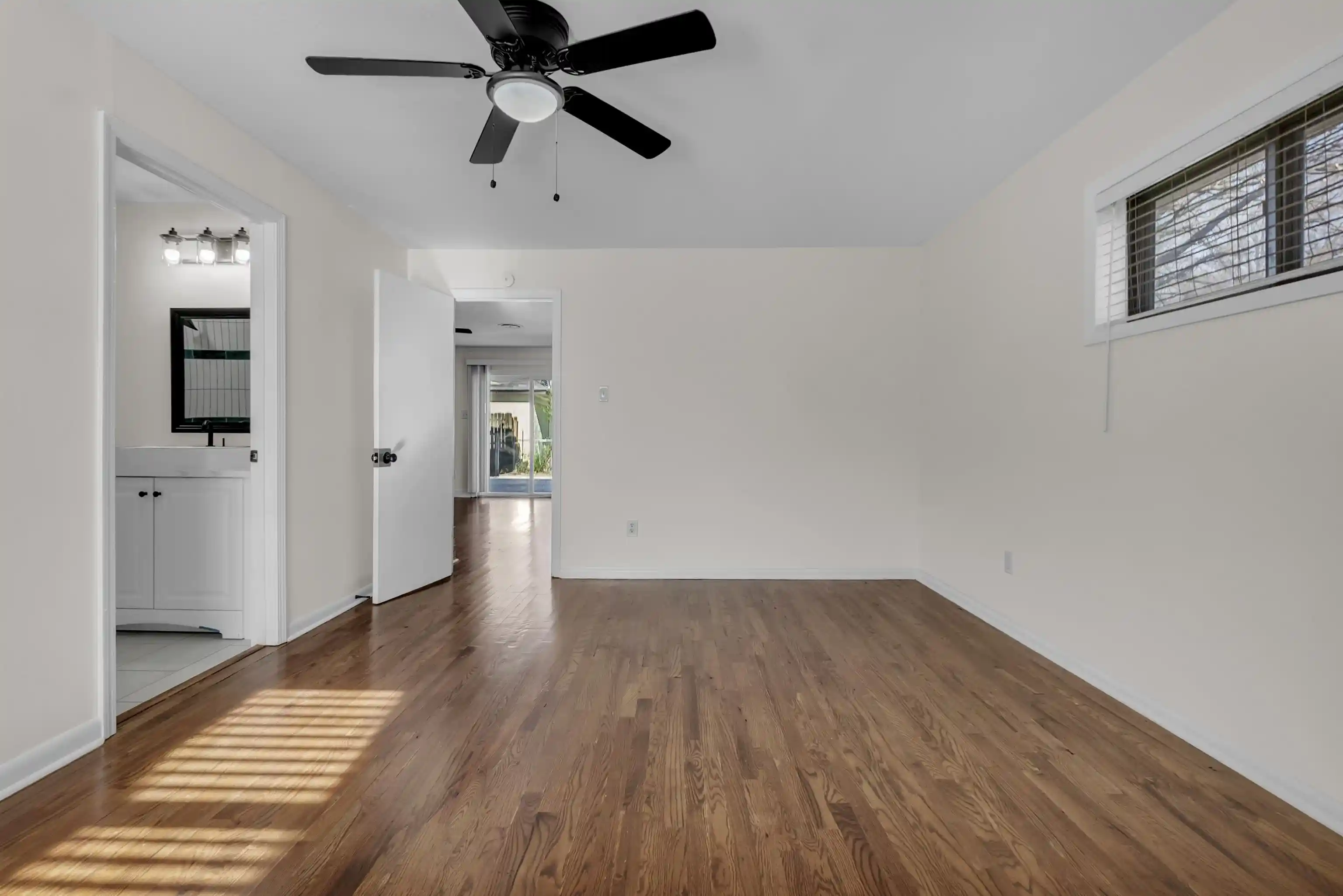 3rd image of 1688 Estate Dr, Memphis, TN 38119 | MLS# 10227180