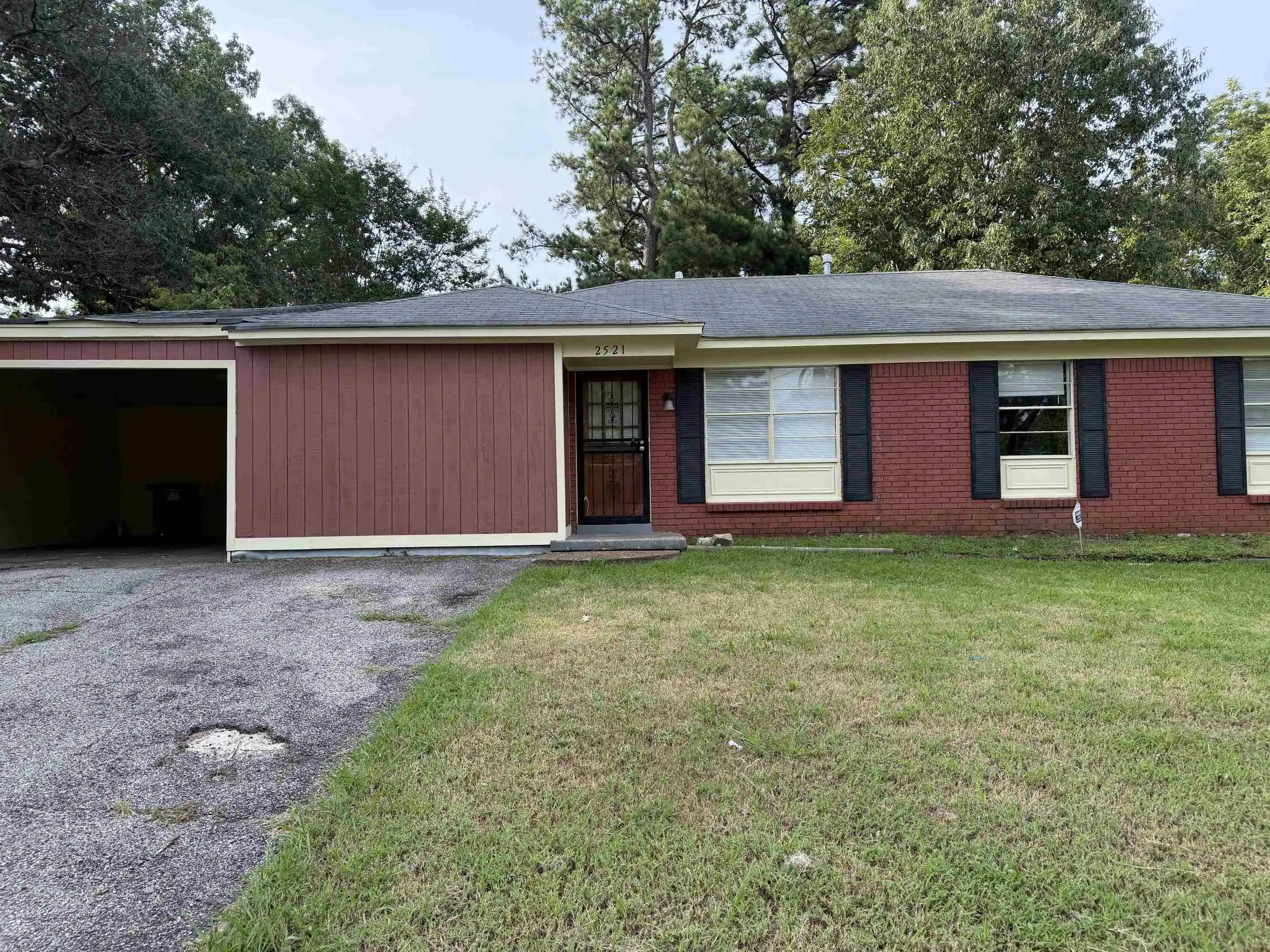 Photo 1 of Single family home for sale at 2521 St Elmo Ave, Memphis, TN 38127 | MLS# 10227185 | Listing updated on 2026-07-29