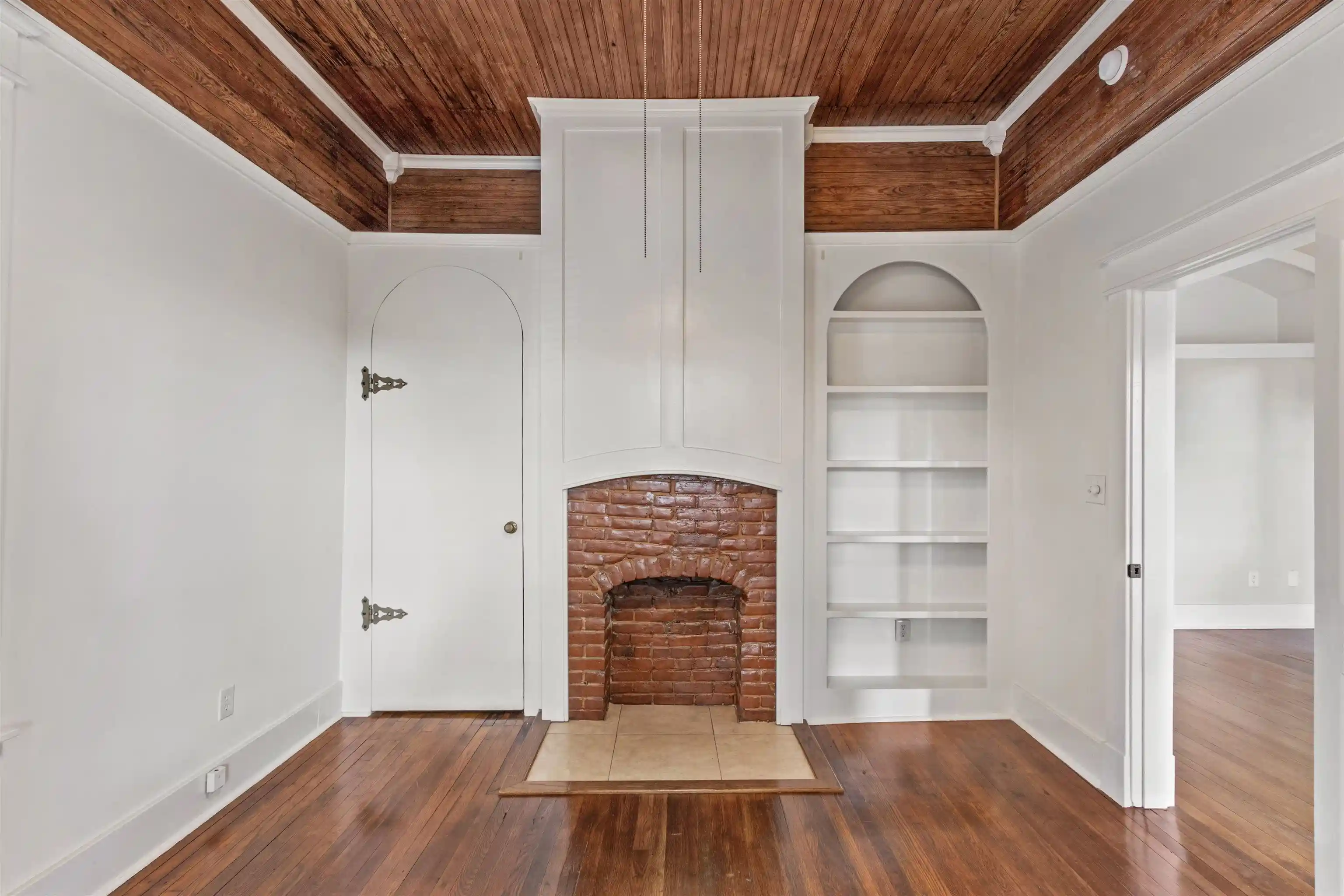 2nd image of 993 Bruce St, Memphis, TN 38104 | MLS# 10227189