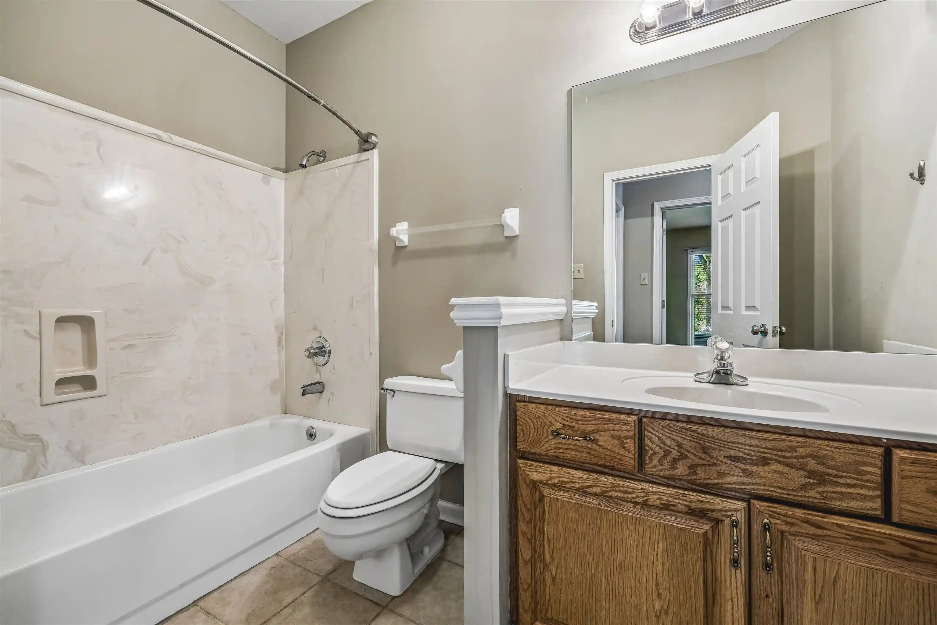 5th image of 1928 Shepards Bush Dr, Germantown, TN 38139 | MLS# 10227227