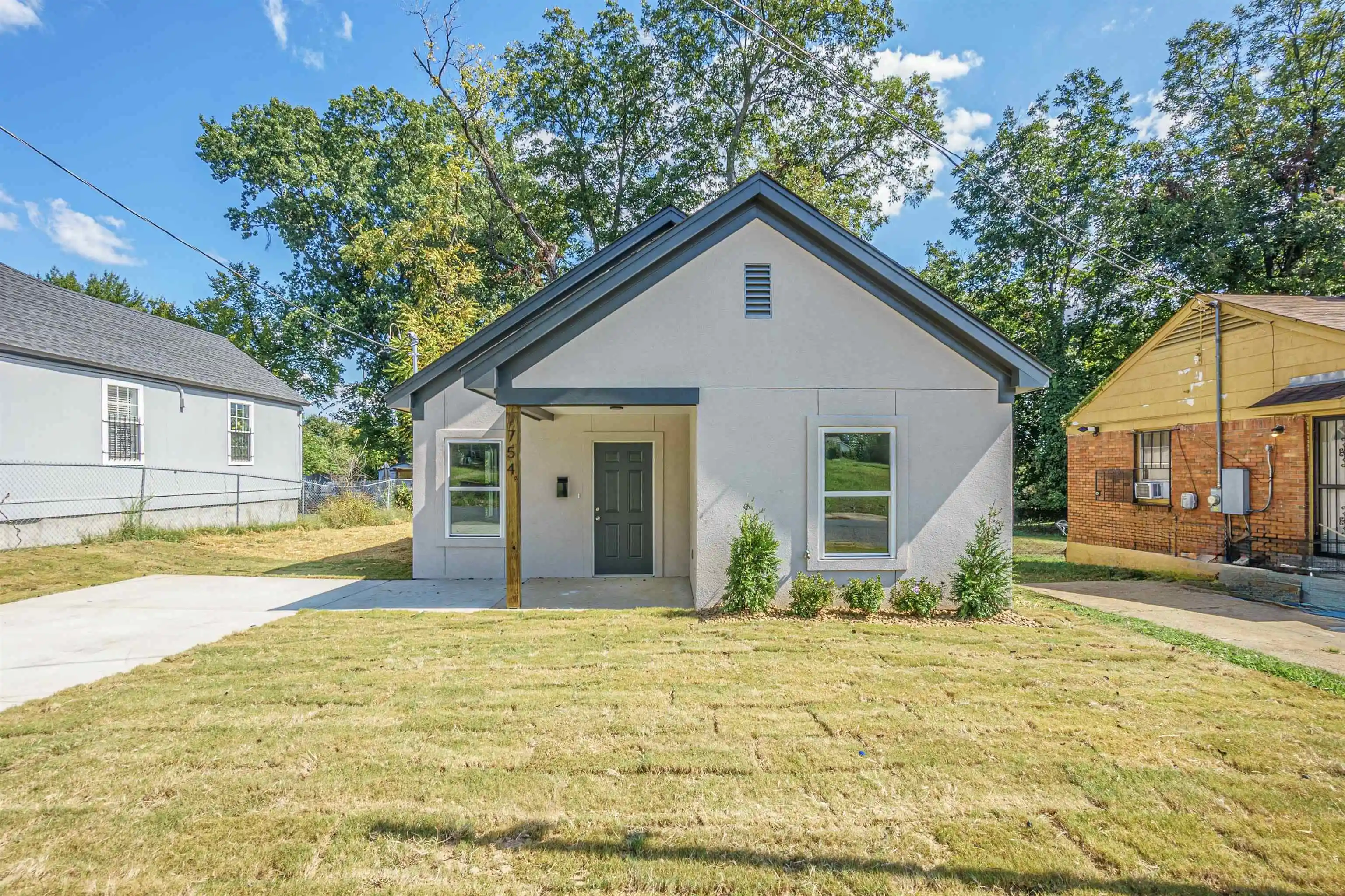 Photo 1 of Single family home for sale at 754 Crockett Pl, Memphis, TN 38107 | MLS# 10227243 | Listing updated on 2026-07-30