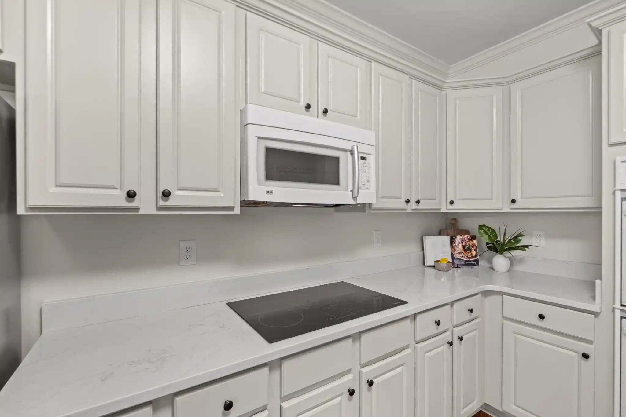 2nd image of 9358 L'anguille Ln, Germantown, TN 38139 | MLS# 10227252