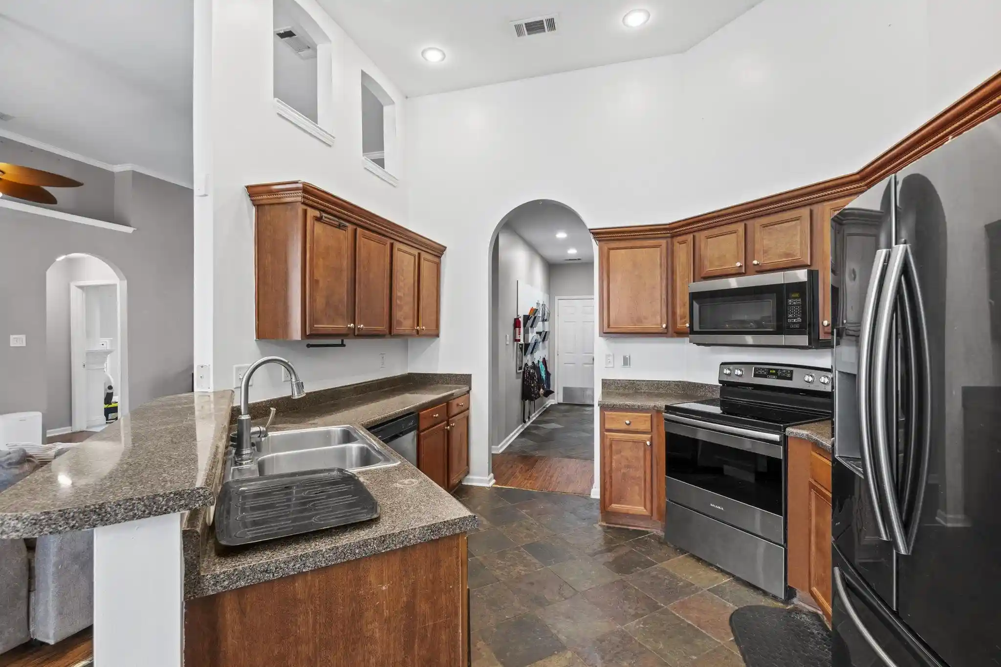 2nd image of 8224 Blue Lagoon Dr, Bartlett, TN 38002 | MLS# 10227279