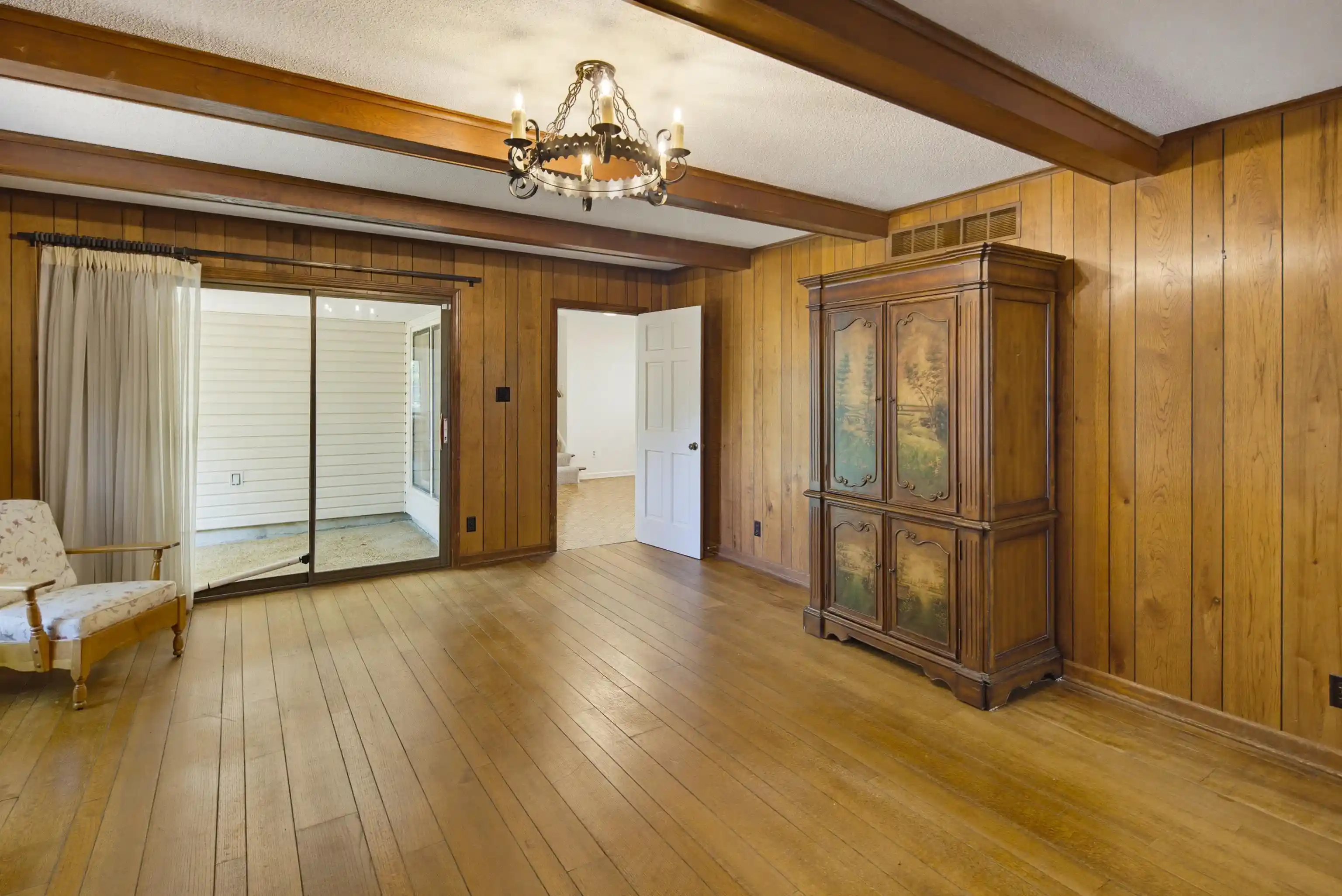 Photo 3 of Single family home for sale at 2209 Thornwood Ln, Memphis, TN 38119 | MLS# 10227286 | Listing updated on 2026-09-11