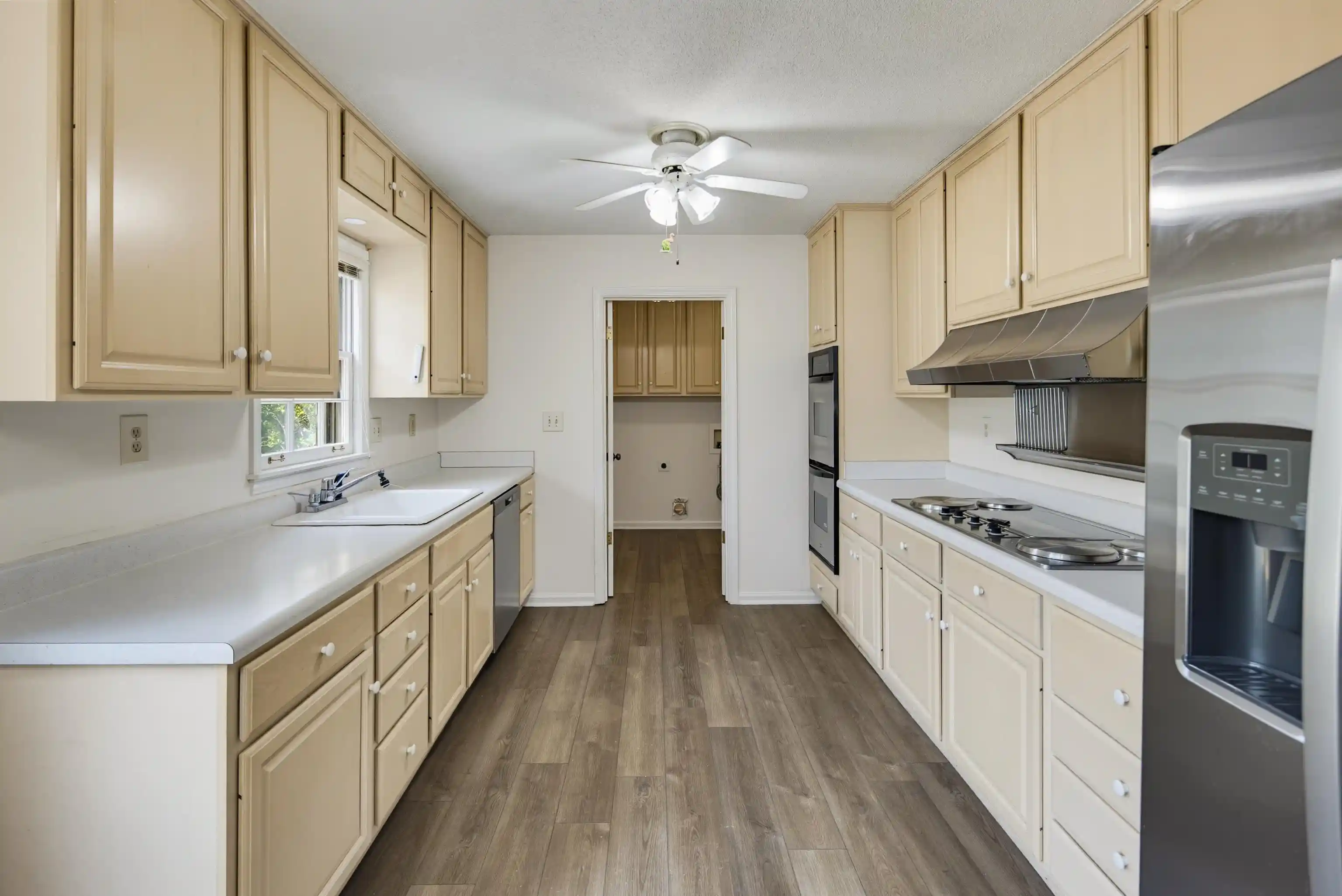 Photo 3 of Single family home for sale at 2209 Thornwood Ln, Memphis, TN 38119 | MLS# 10227286 | Listing updated on 2026-09-11