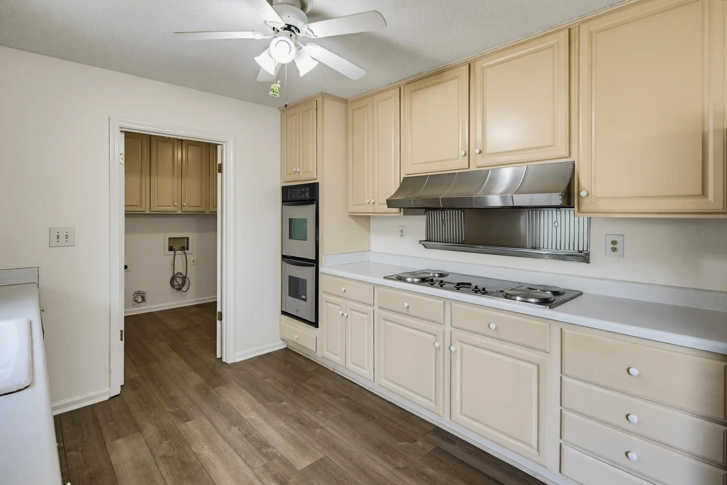 Photo 4 of Single family home for sale at 2209 Thornwood Ln, Memphis, TN 38119 | MLS# 10227286 | Listing updated on 2026-09-11