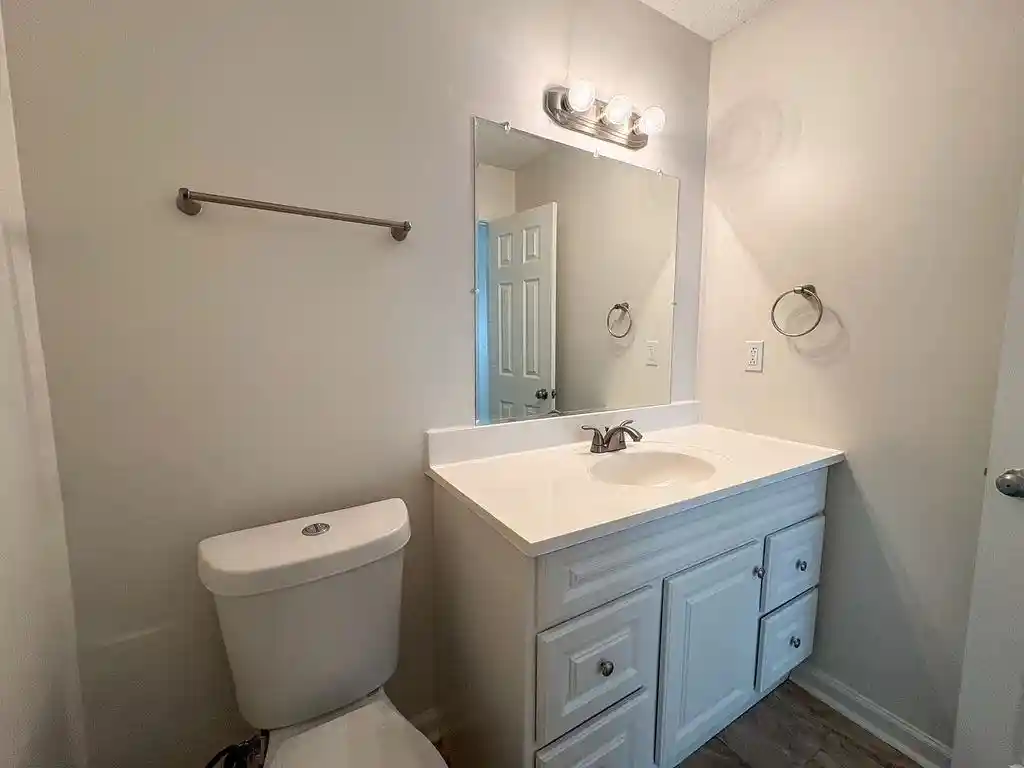 Photo 3 of Sale Pending at 1819 Black Bear Cir, Cordova, TN 38016 | MLS# 10227291 | Listing updated on 2026-08-19