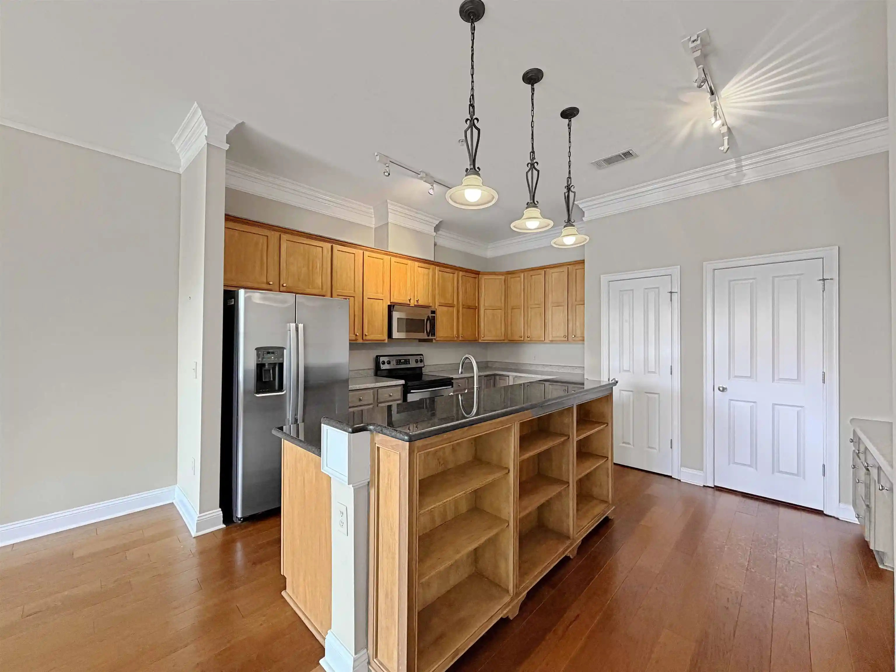 3rd image of 680 Harbor Bend Rd #303, Memphis, TN 38103 | MLS# 10227334