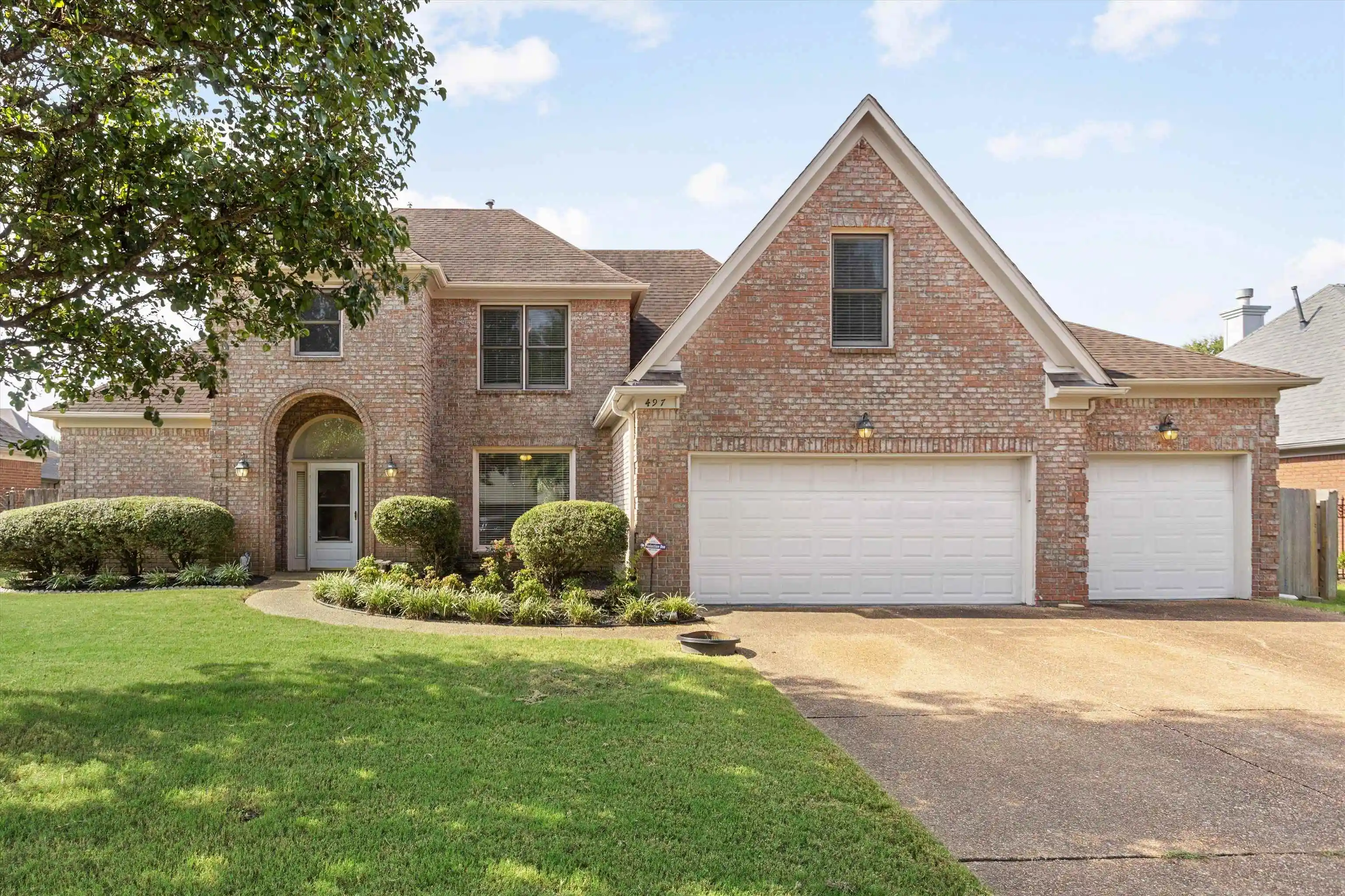 Photo 1 of Sale Pending at 497 Canter Gait Ln, Collierville, TN 38017 | MLS# 10227361 | Listing updated on 2026-08-06