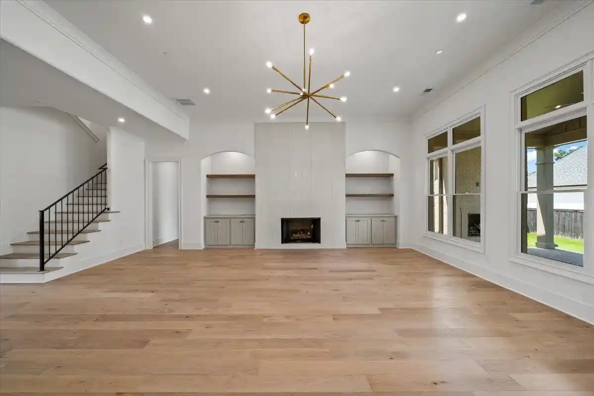Photo 2 of Single family home for sale at 9176 Old Green Ln, Germantown, TN 38138 | MLS# 10227362 | Listing updated on 2026-08-05