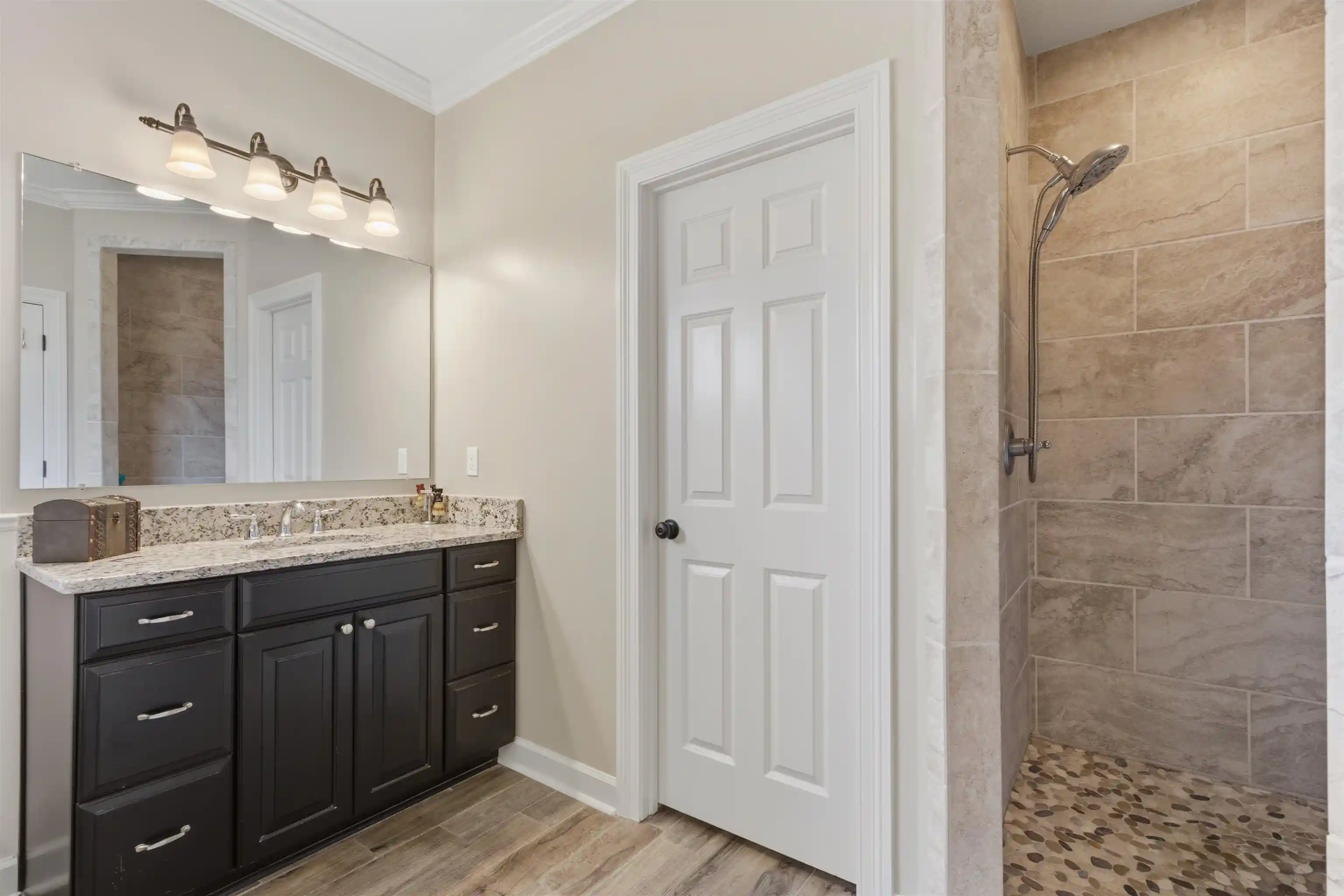 32nd image of 2068 Dogwood Garden Dr, Germantown, TN 38139 | MLS# 10227367