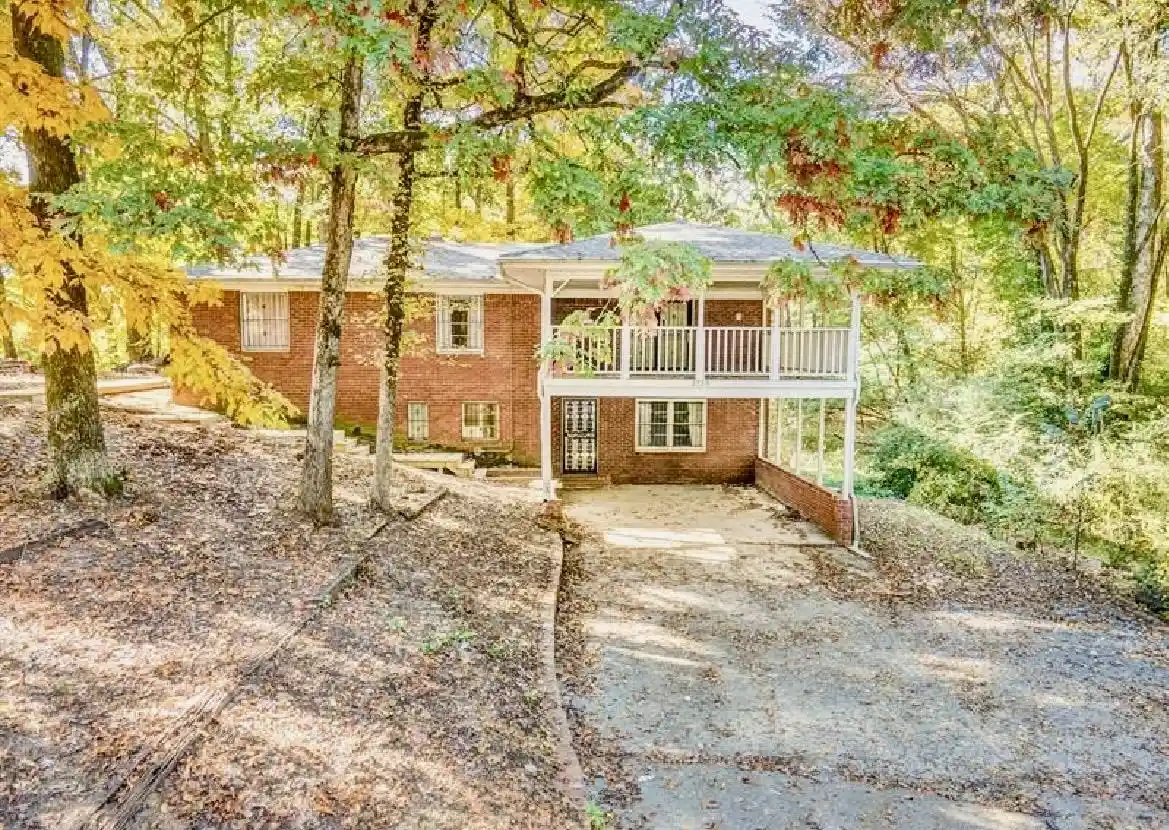 2nd image of 2725 Covington Pike Rd, Memphis, TN 38128 | MLS# 10227394