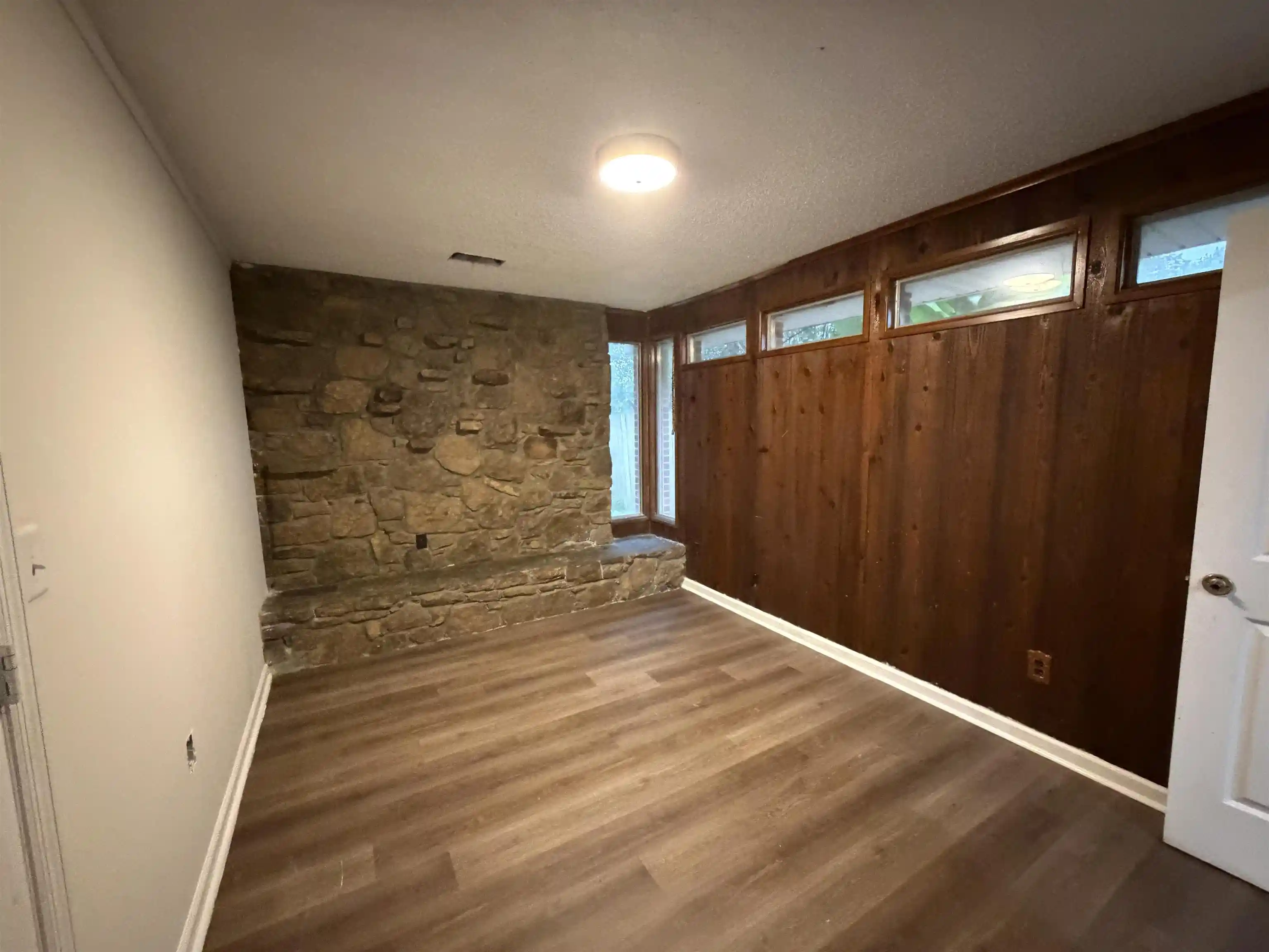 Photo 2 of Single family home for sale at 1210 Theodore St, Memphis, TN 38122 | MLS# 10227410 | Listing updated on 2026-08-01