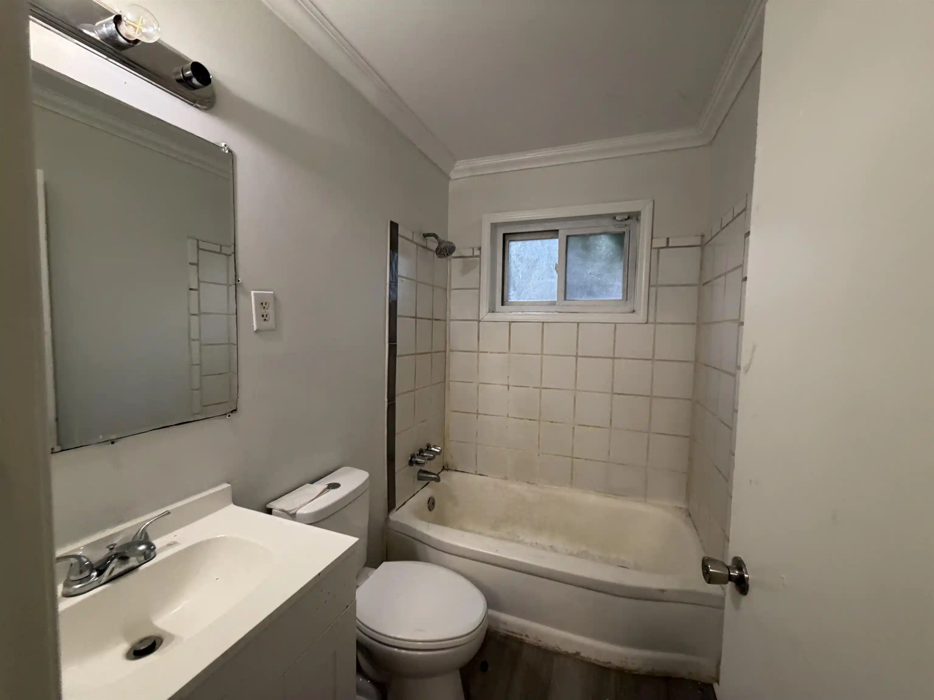 Photo 4 of Single family home for sale at 1210 Theodore St, Memphis, TN 38122 | MLS# 10227410 | Listing updated on 2026-08-01